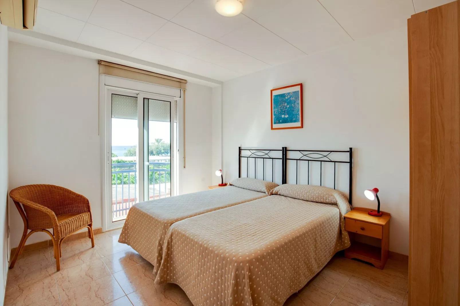 Iris-Bedroom