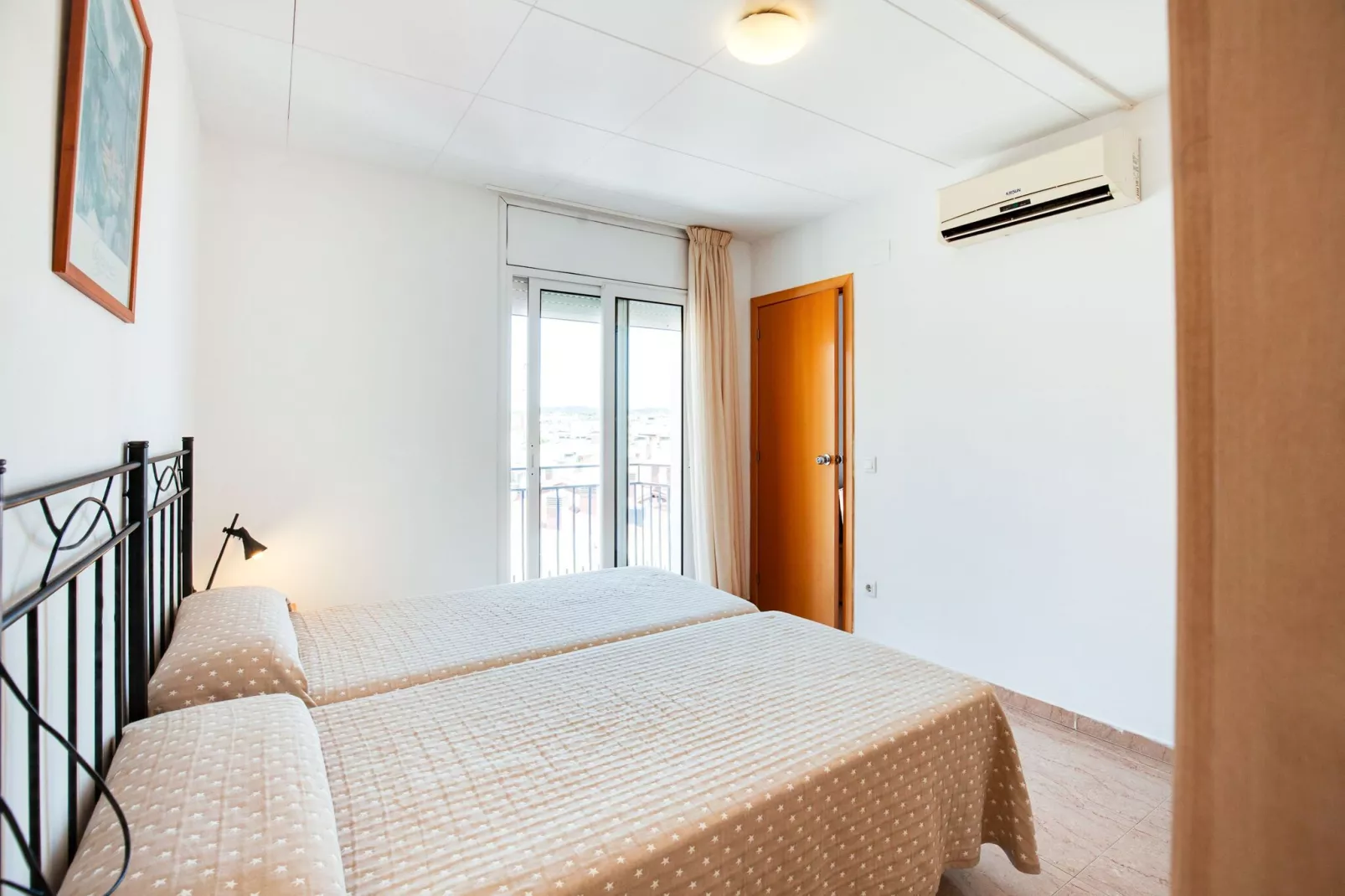 Iris-Bedroom