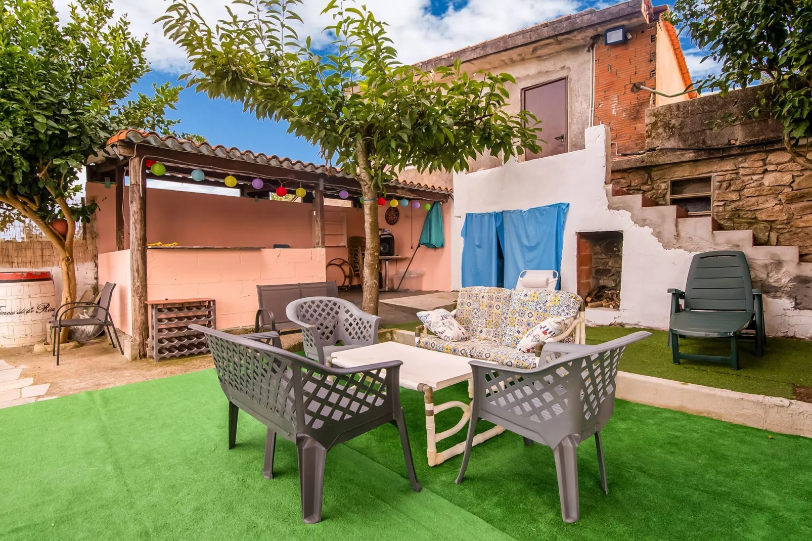 Villa Paola-Terrace balcony