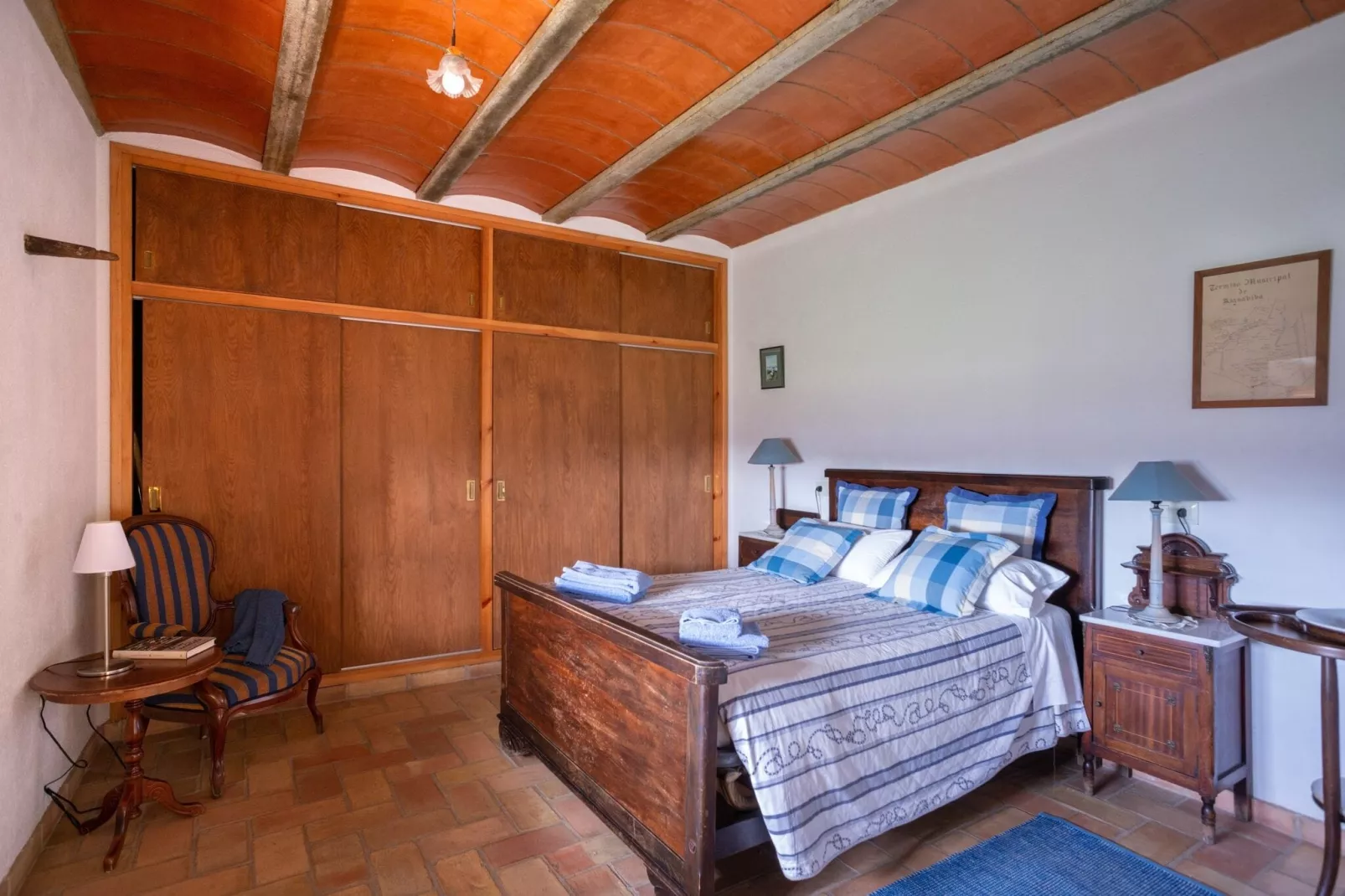 Can Guinau-Bedroom