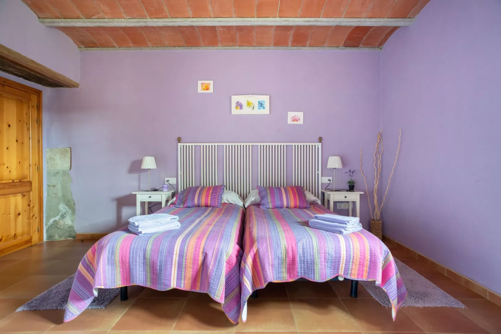 Can Guinau-Bedroom