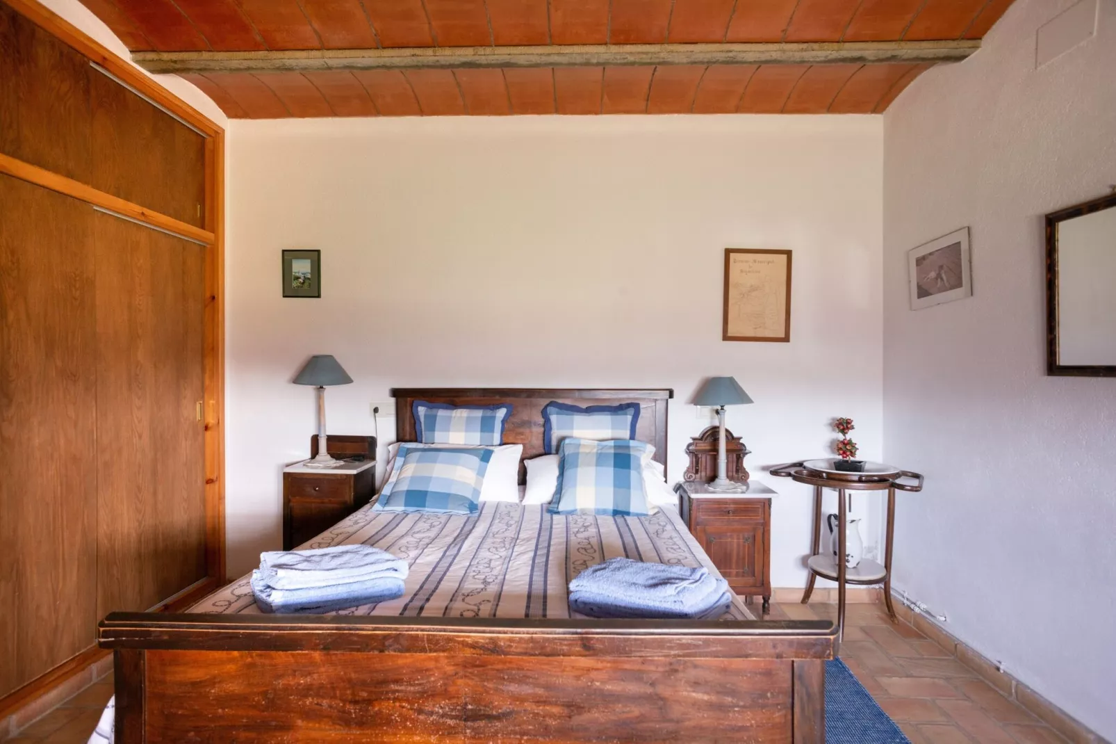 Can Guinau-Bedroom