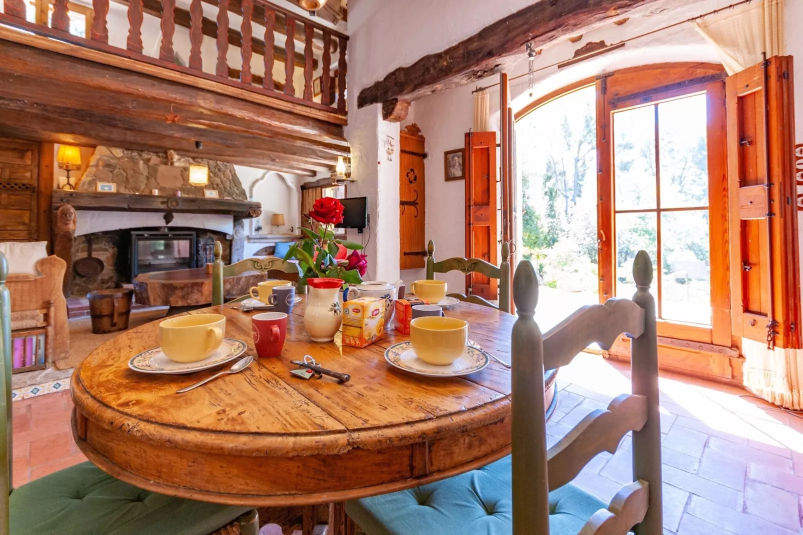 Can Vives-Dining room