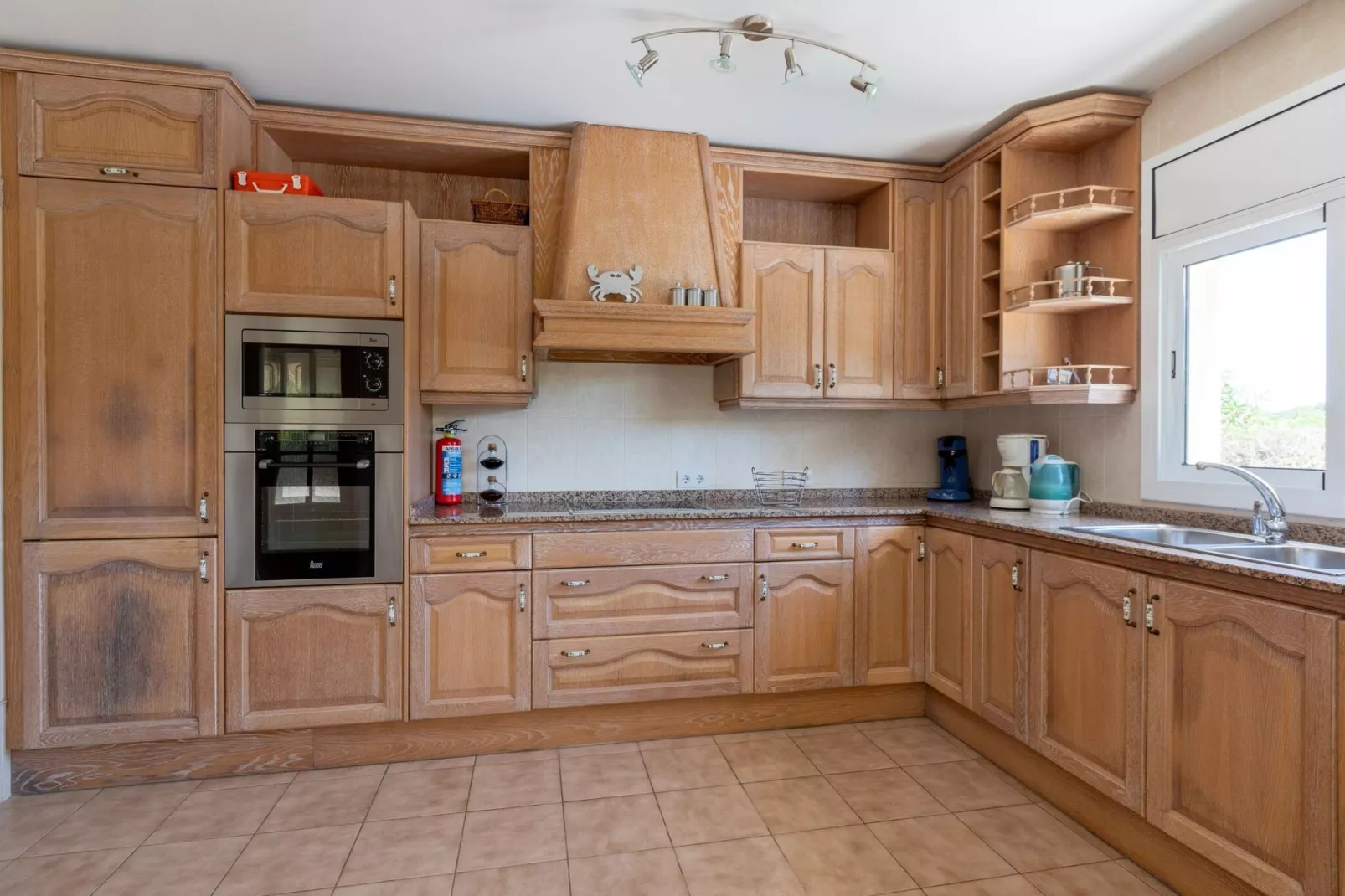 Nautic Palmera-Kitchen