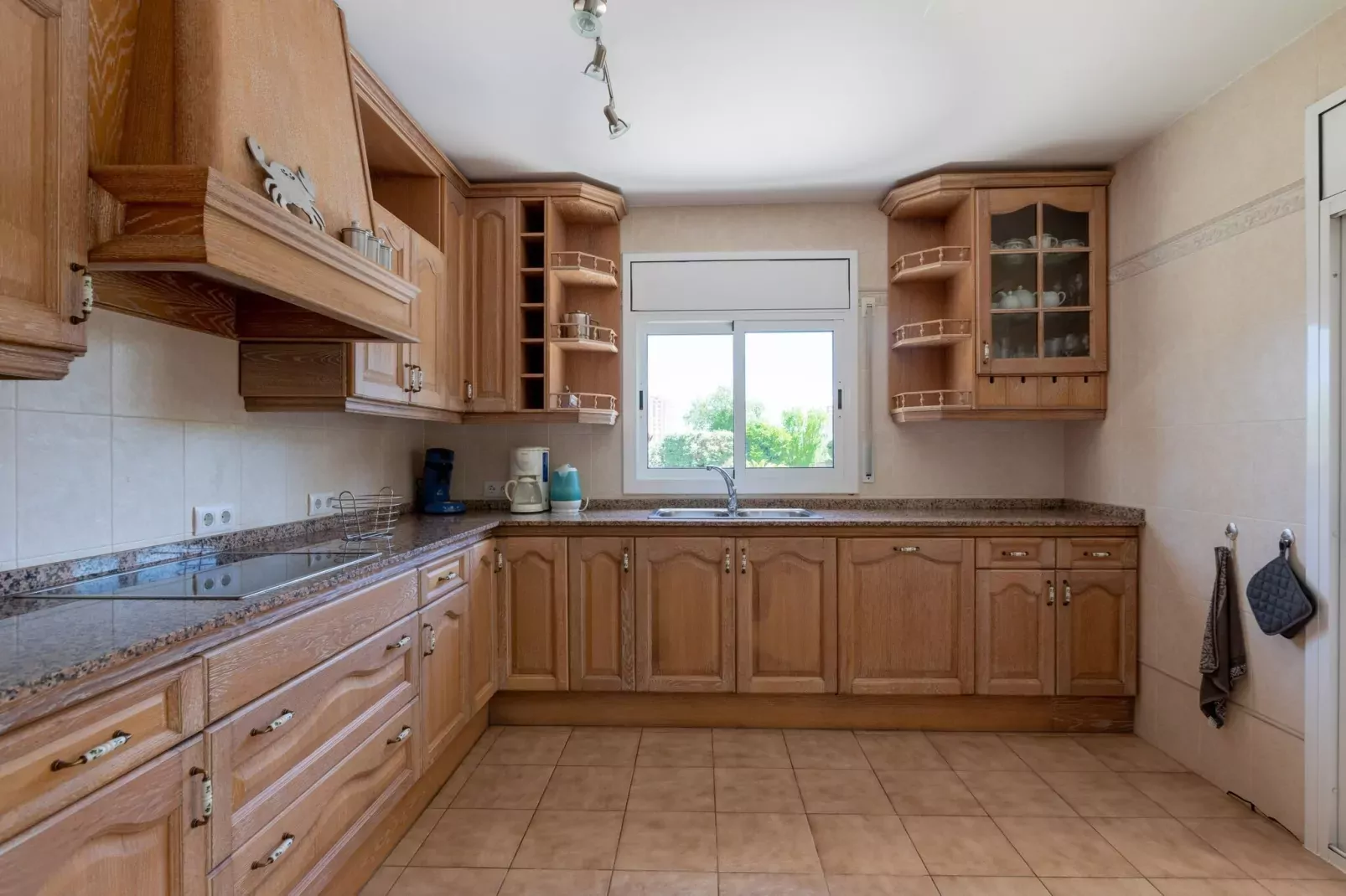 Nautic Palmera-Kitchen
