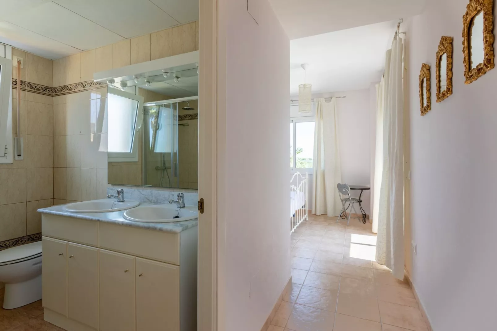 Nautic Palmera-Bathroom
