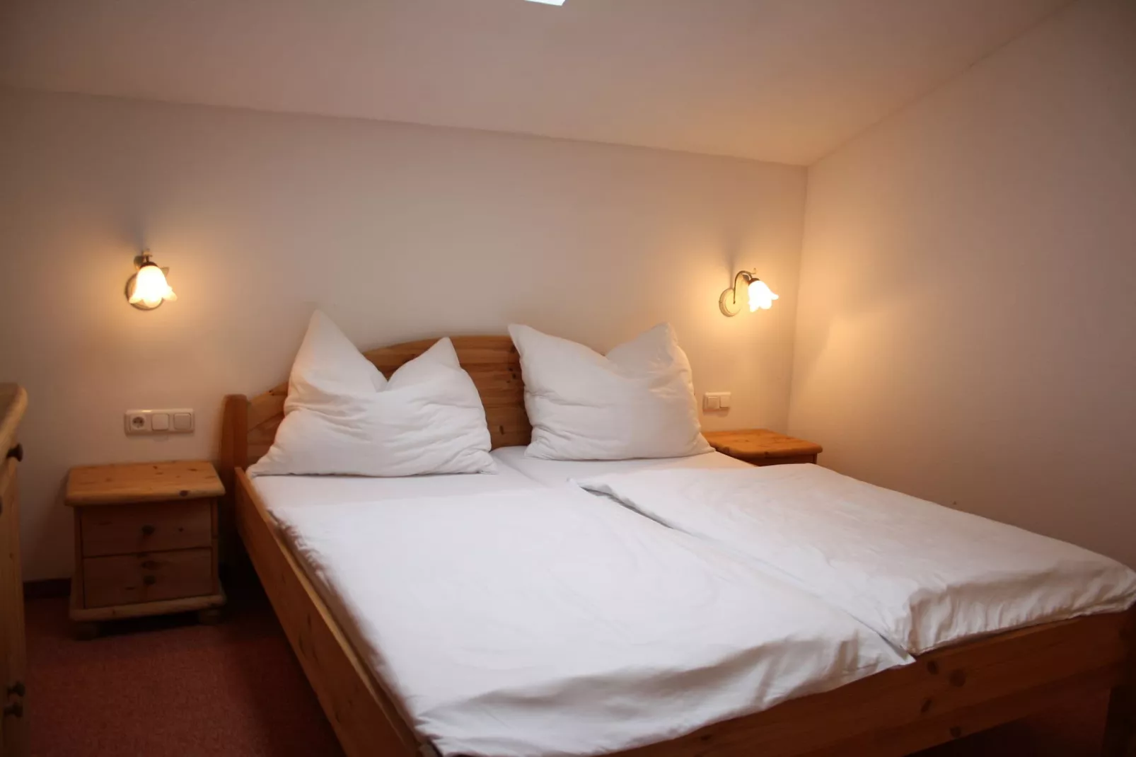 Brigitte-Bedroom