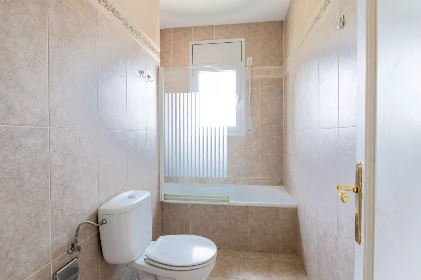 Nautic Palmera-Bathroom