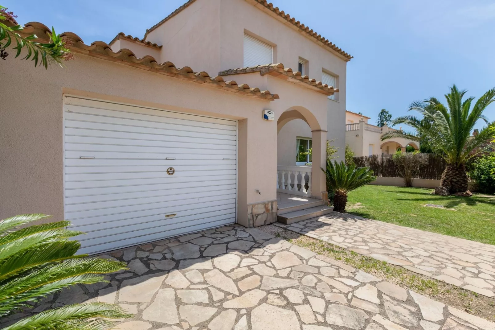 Nautic Palmera-Gardens summer