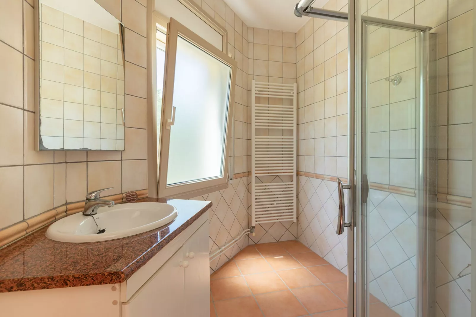 Villa Vista-Bathroom