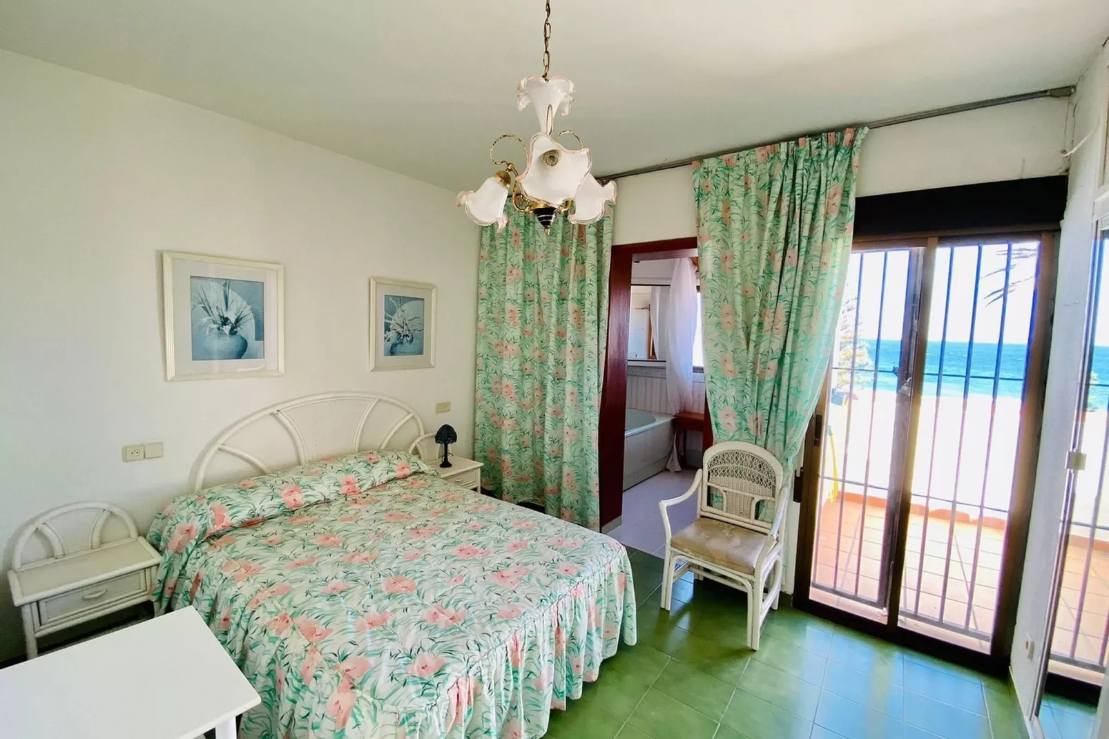 CASA HIERBABUENA-Bedroom