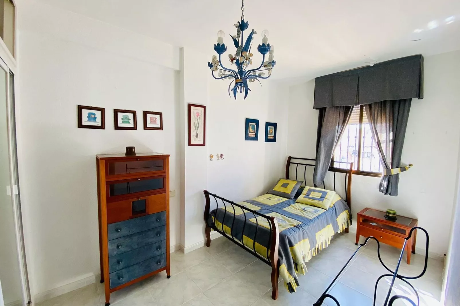 CASA HIERBABUENA-Bedroom