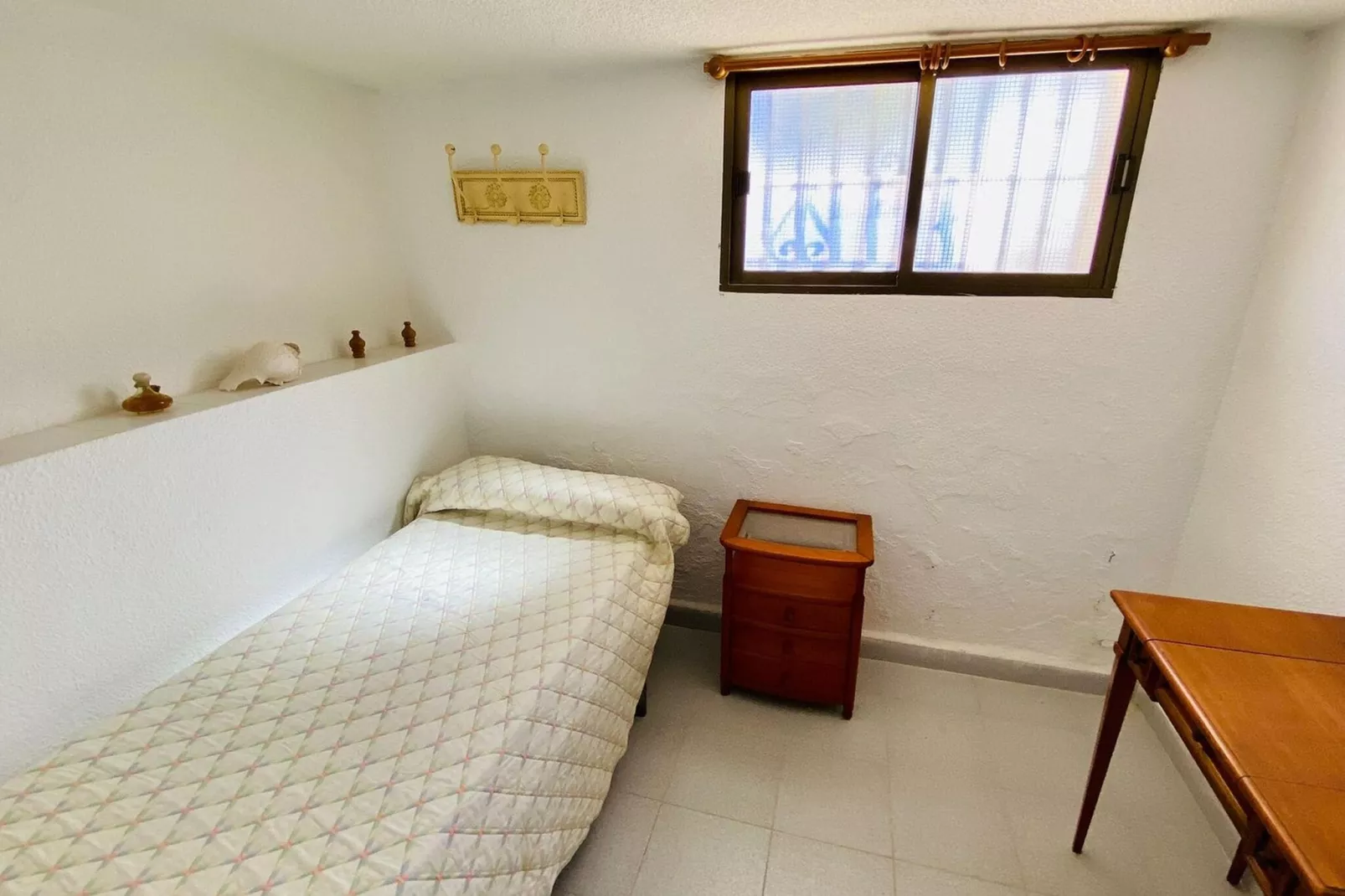 CASA HIERBABUENA-Bedroom