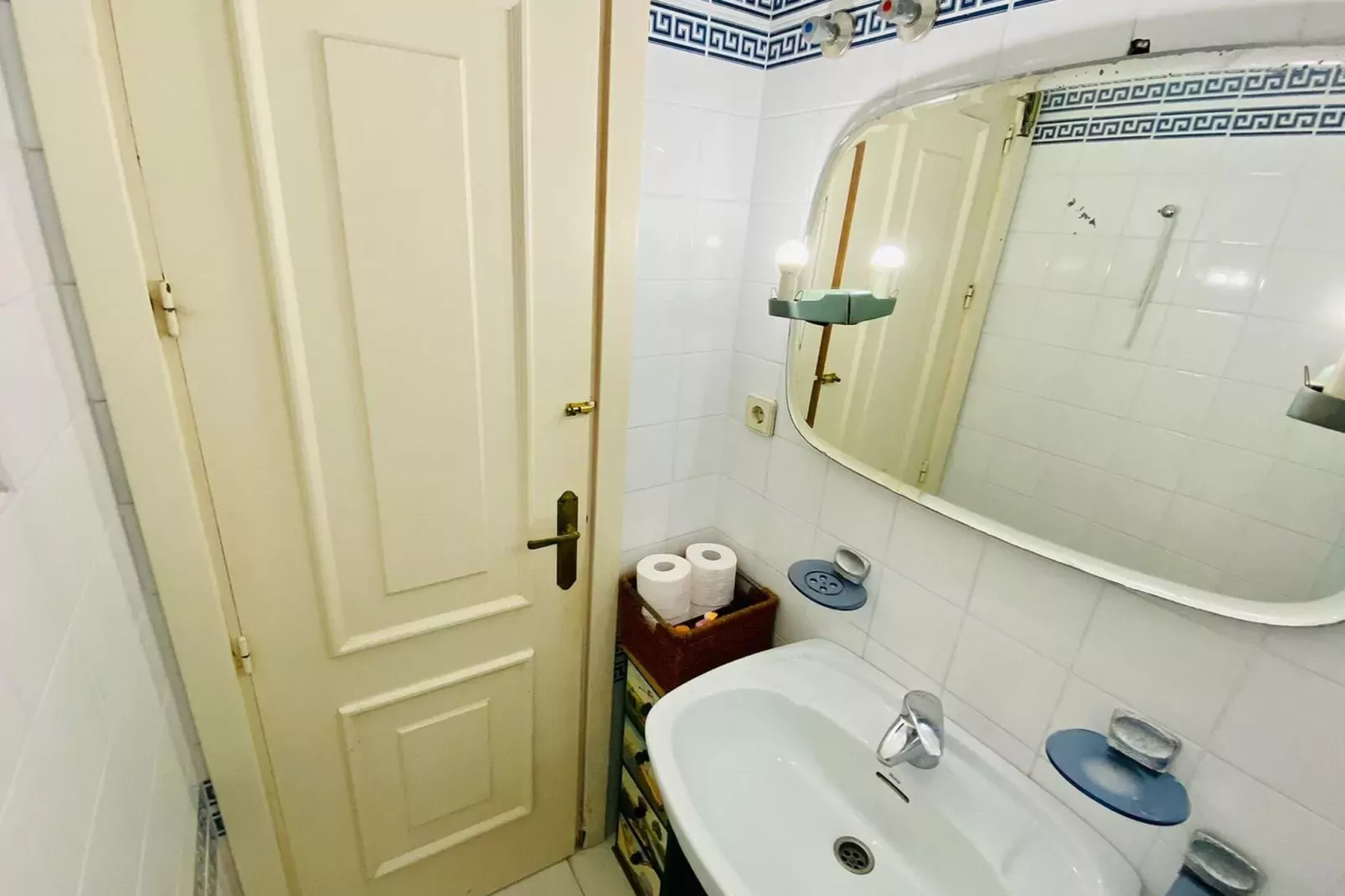 CASA HIERBABUENA-Bathroom