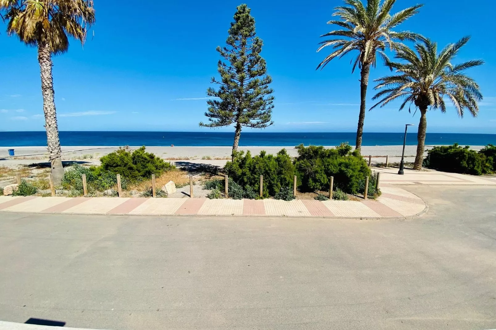 CASA HIERBABUENA-View summer