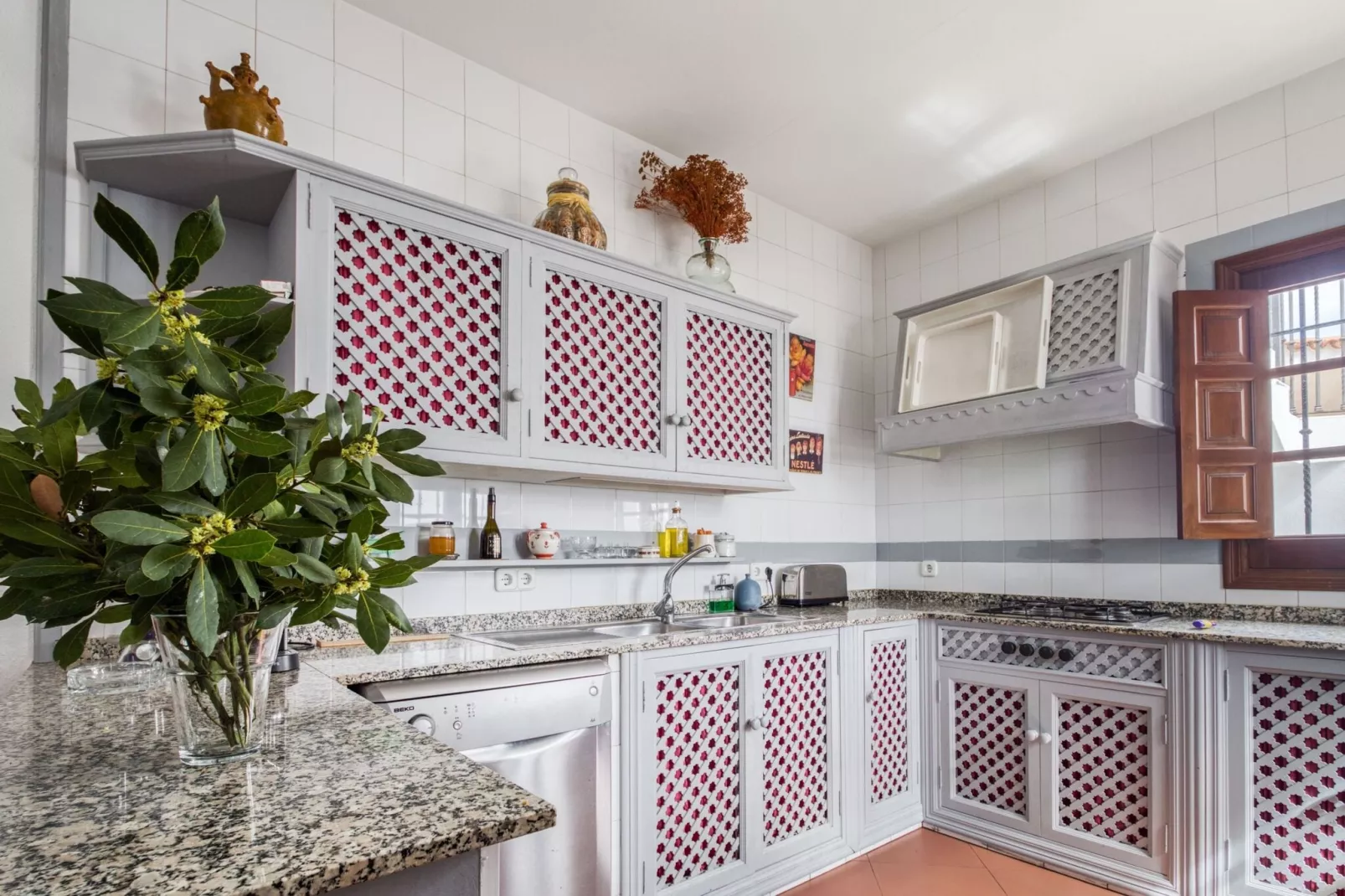 Beautiful house in a unique town-Kitchen