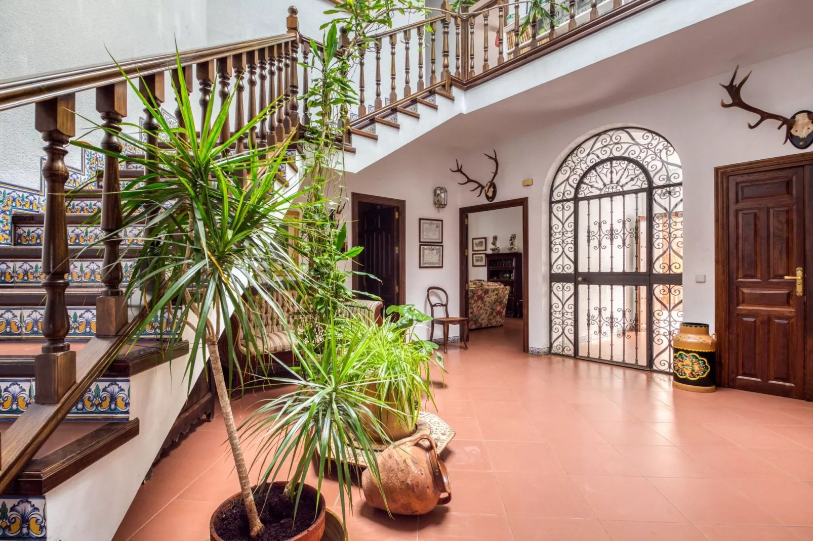Beautiful house in a unique town-Reception hall