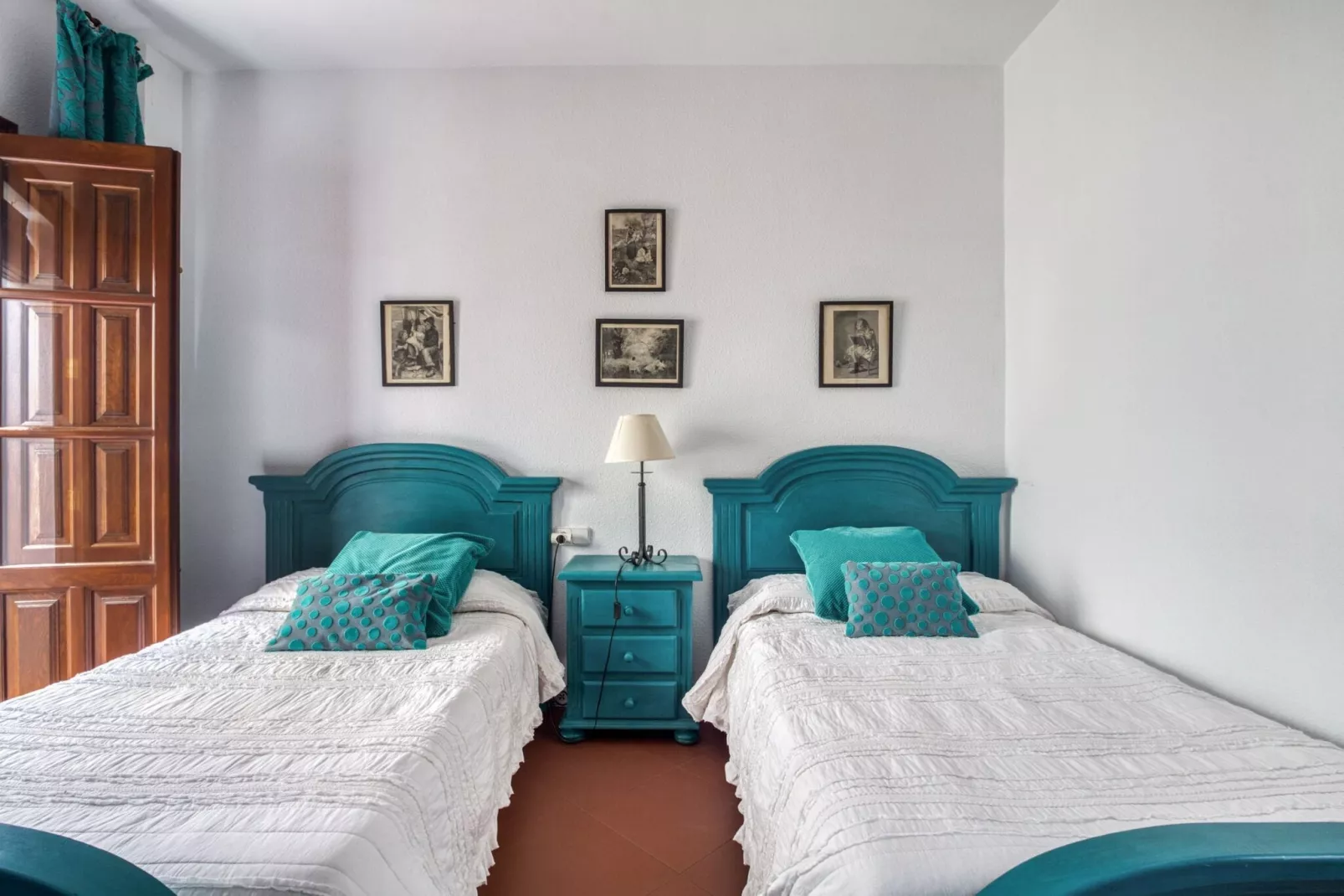Beautiful house in a unique town-Bedroom