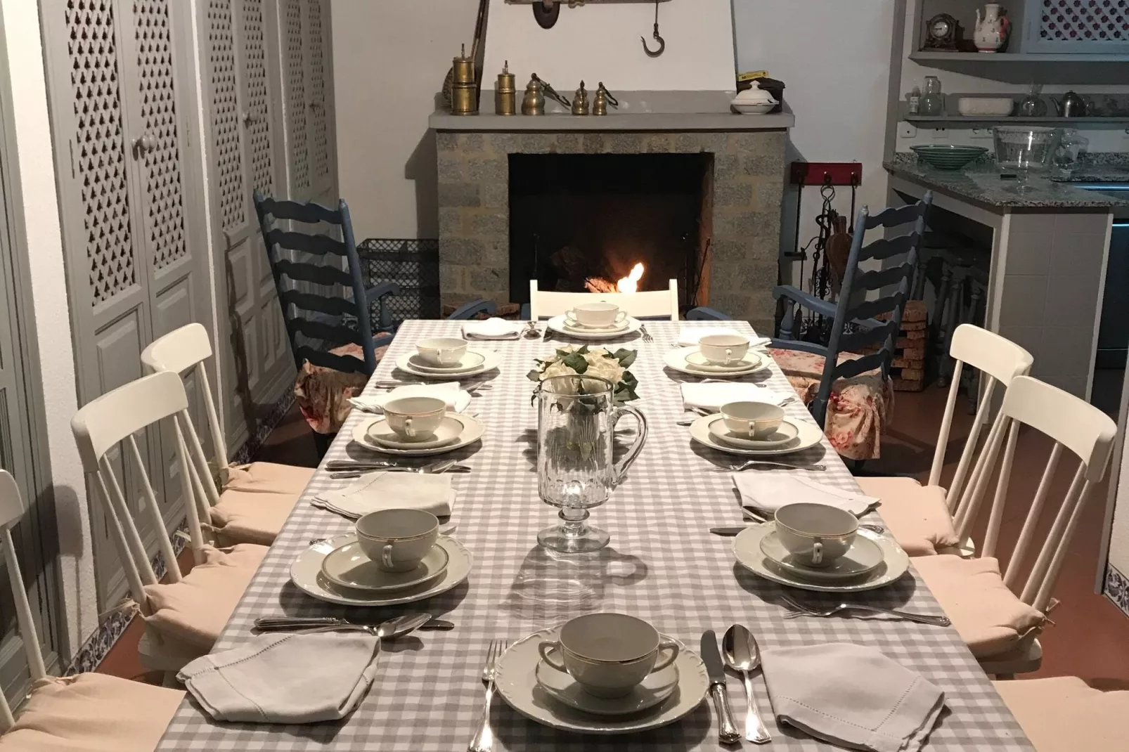 Beautiful house in a unique town-Kitchen
