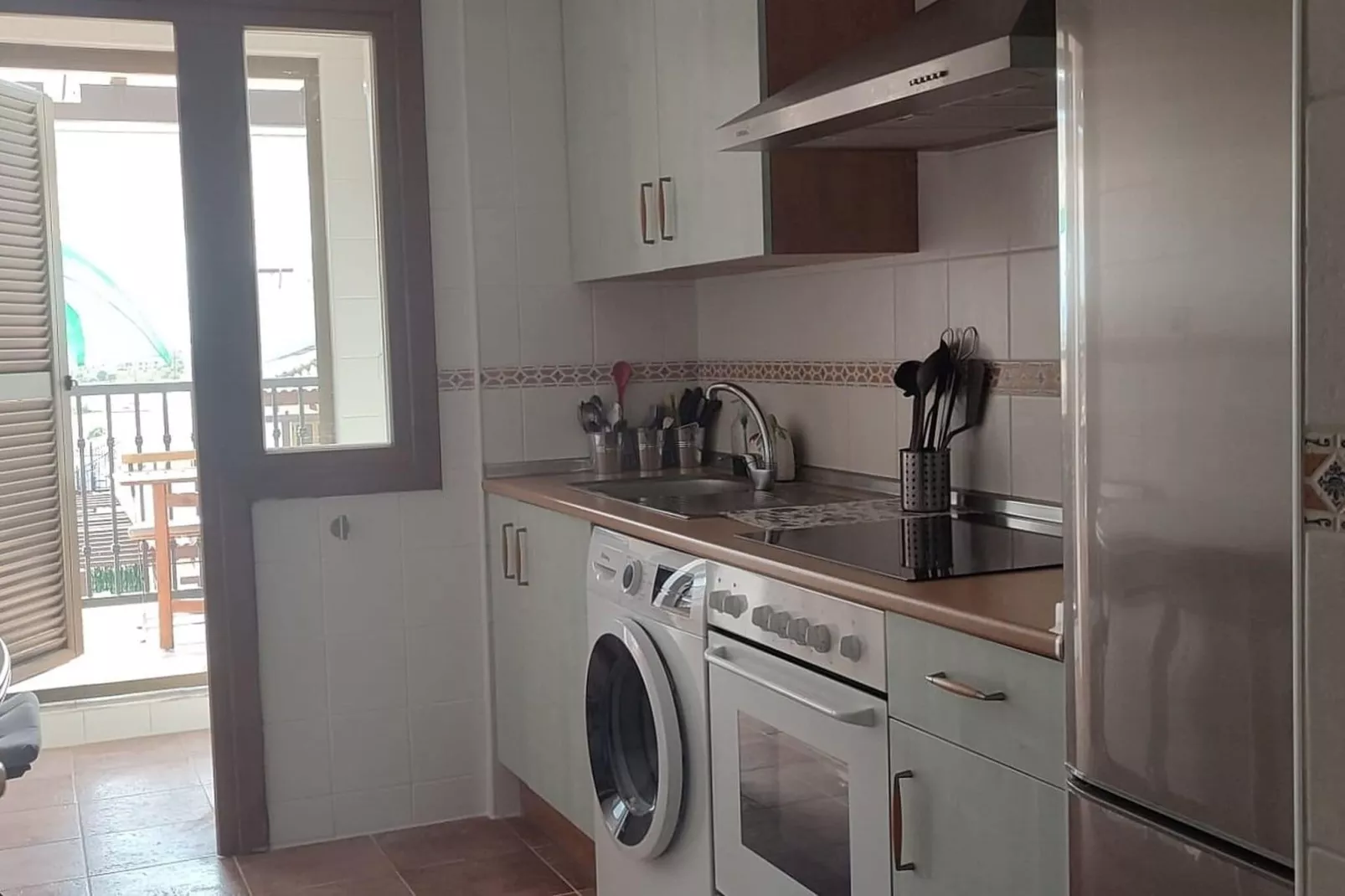 Blue Beach Charm-Kitchen