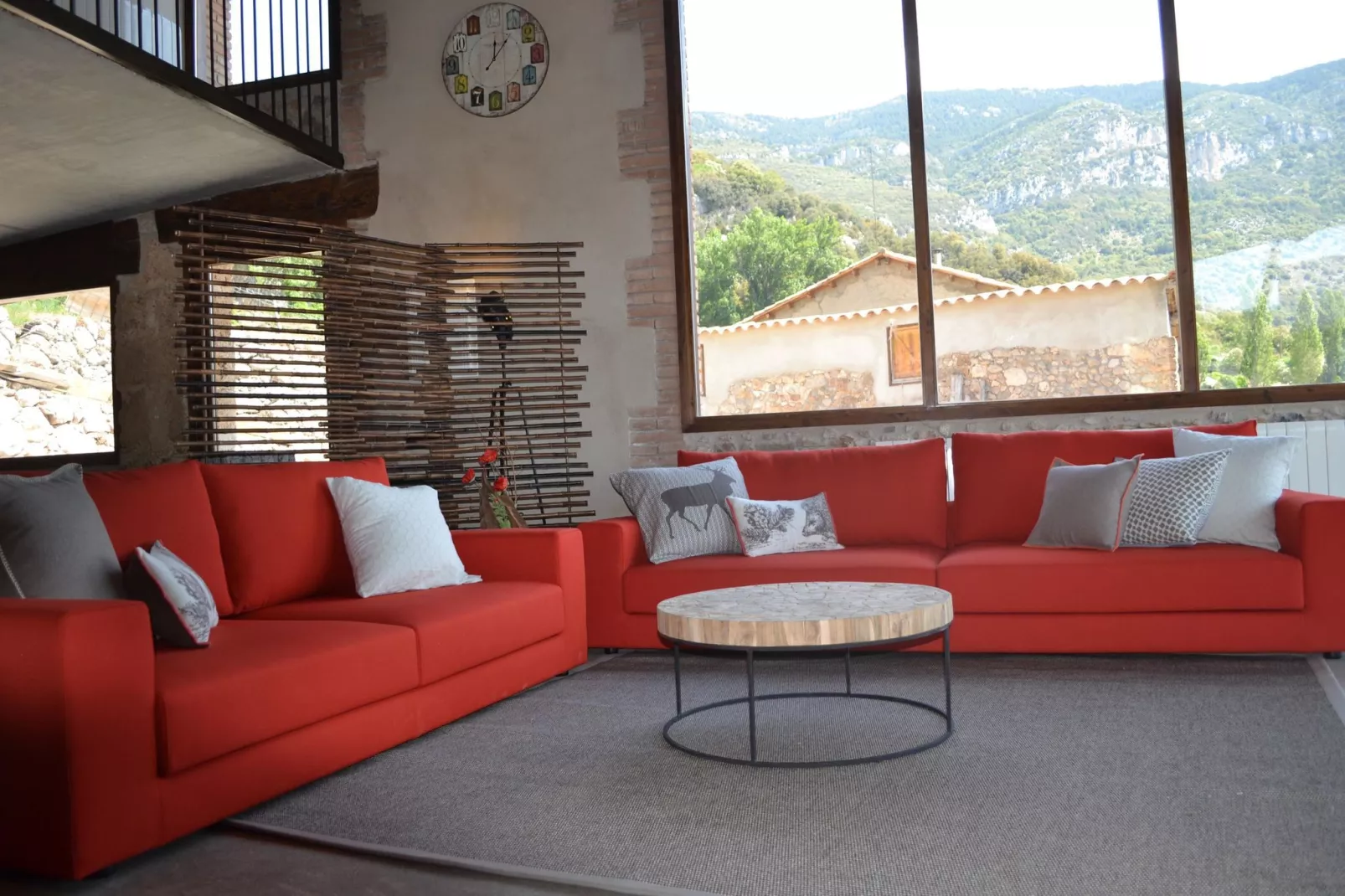 Cobert de l'Era-Living room