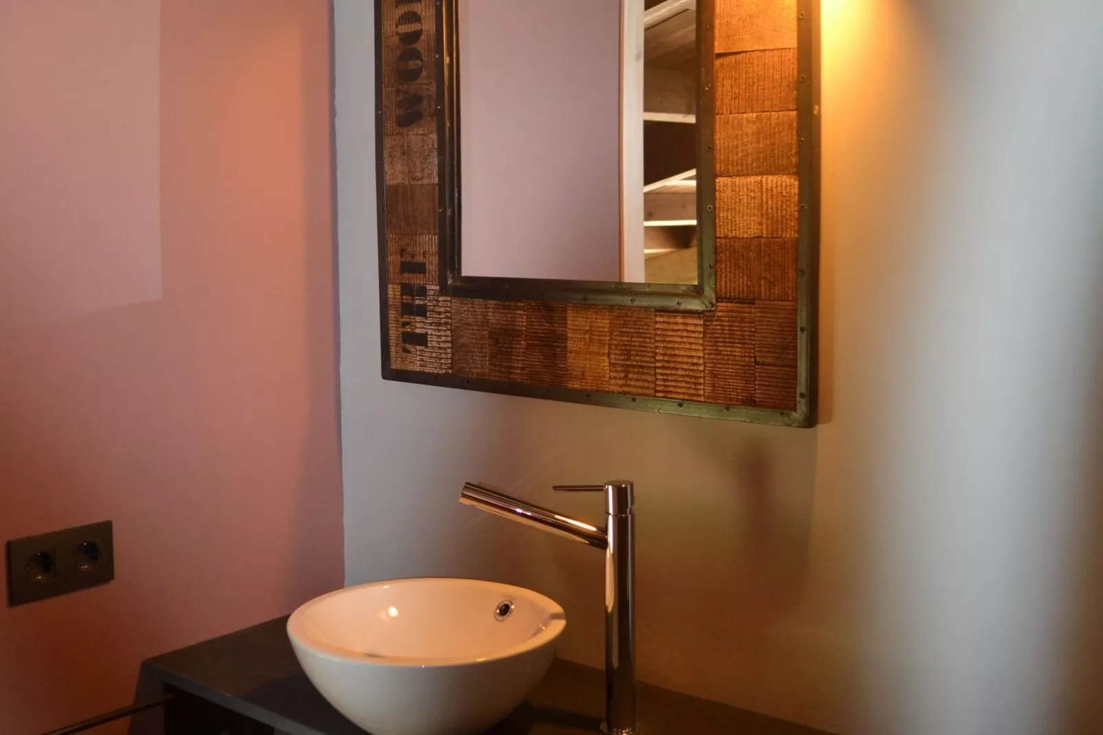 Cobert de l'Era-Bathroom