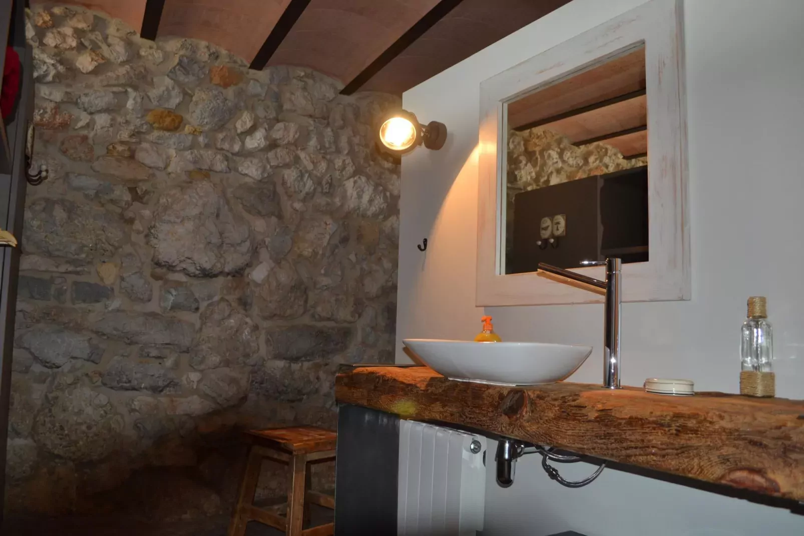 Cobert de l'Era-Bathroom