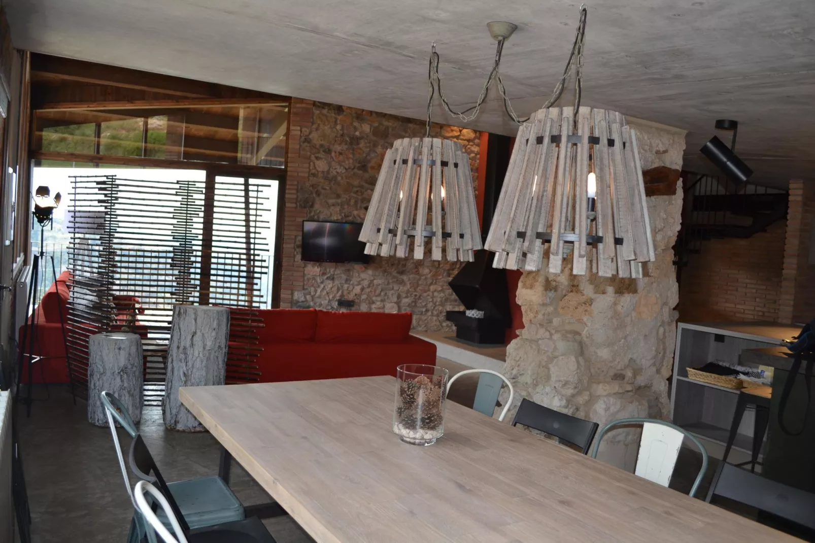 Cobert de l'Era-Dining room