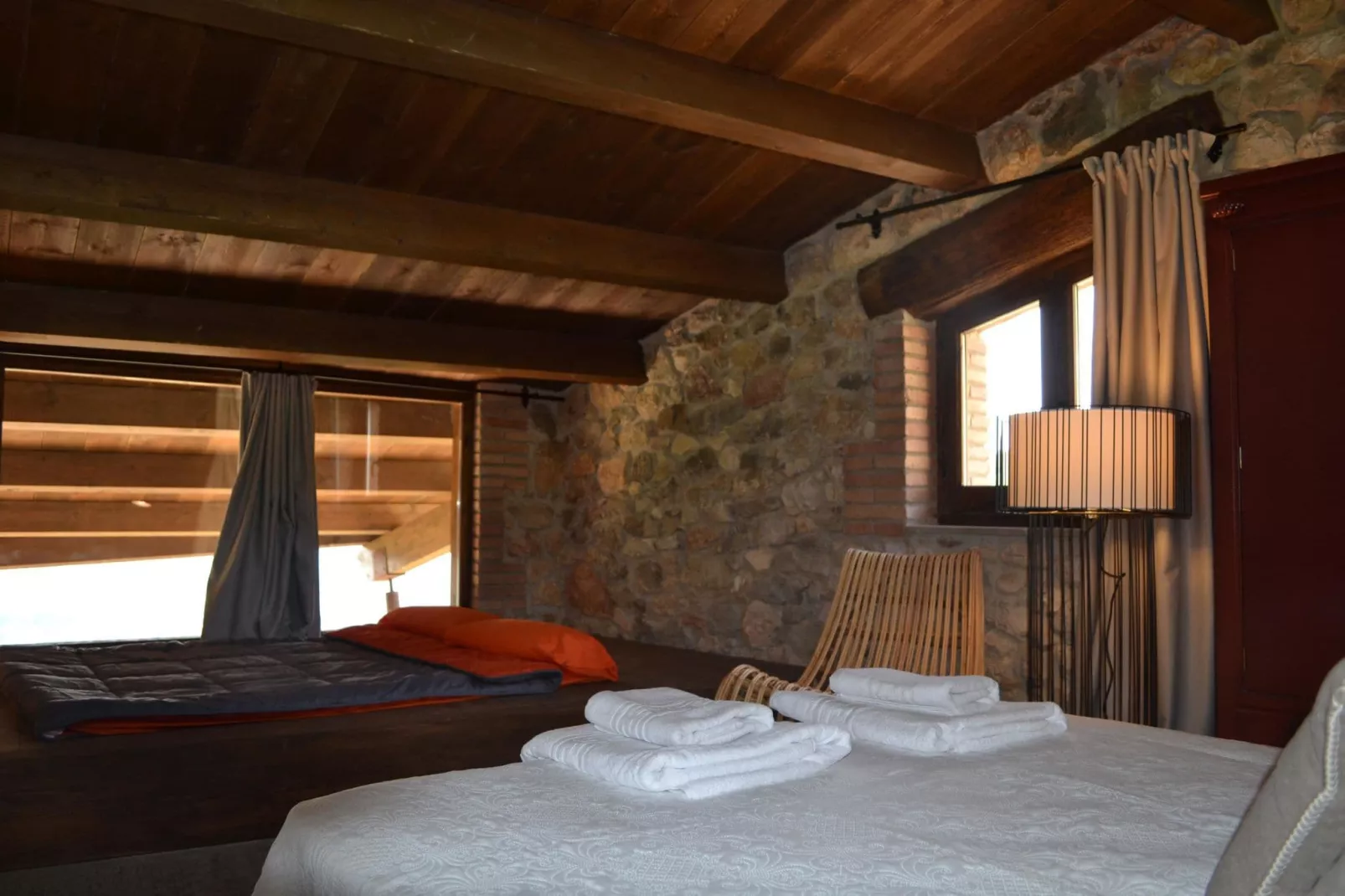 Cobert de l'Era-Bedroom
