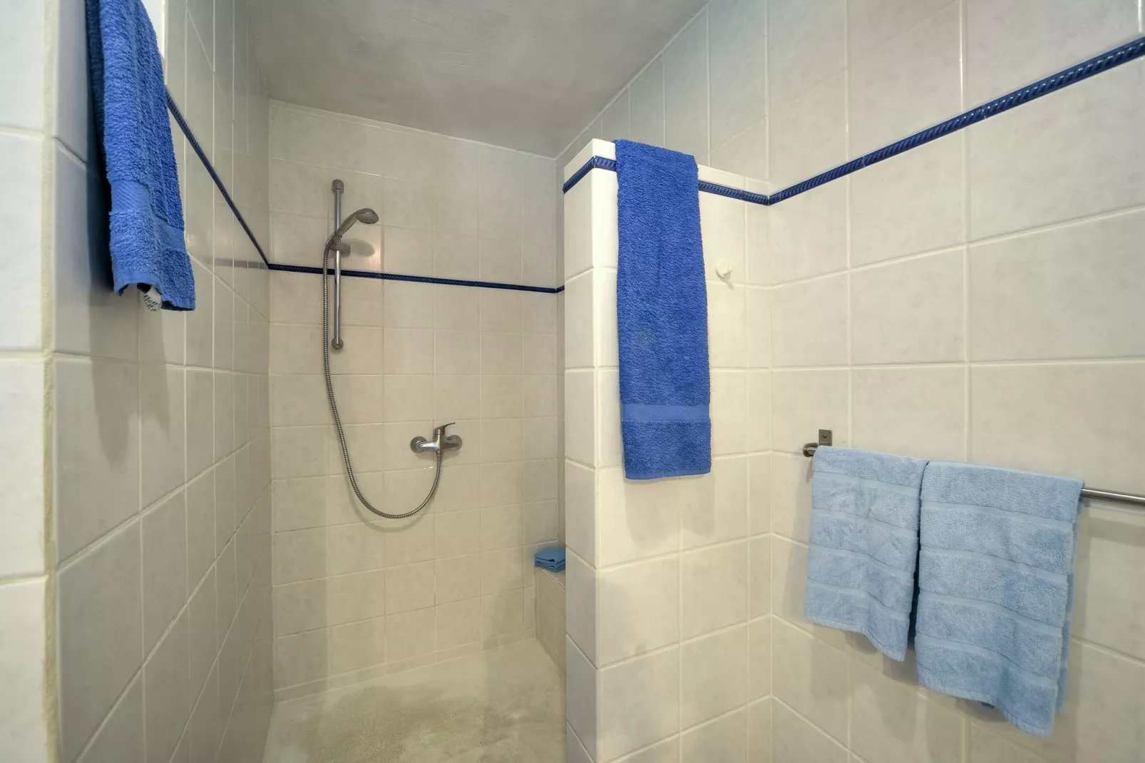 Finca Lomas de Tienda-Bathroom