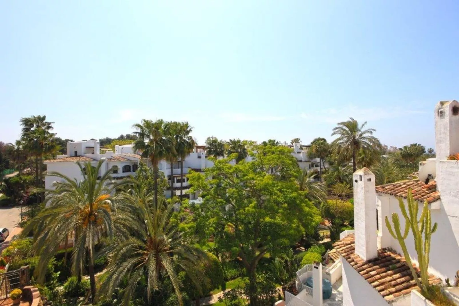 Golden Beach house-View summer