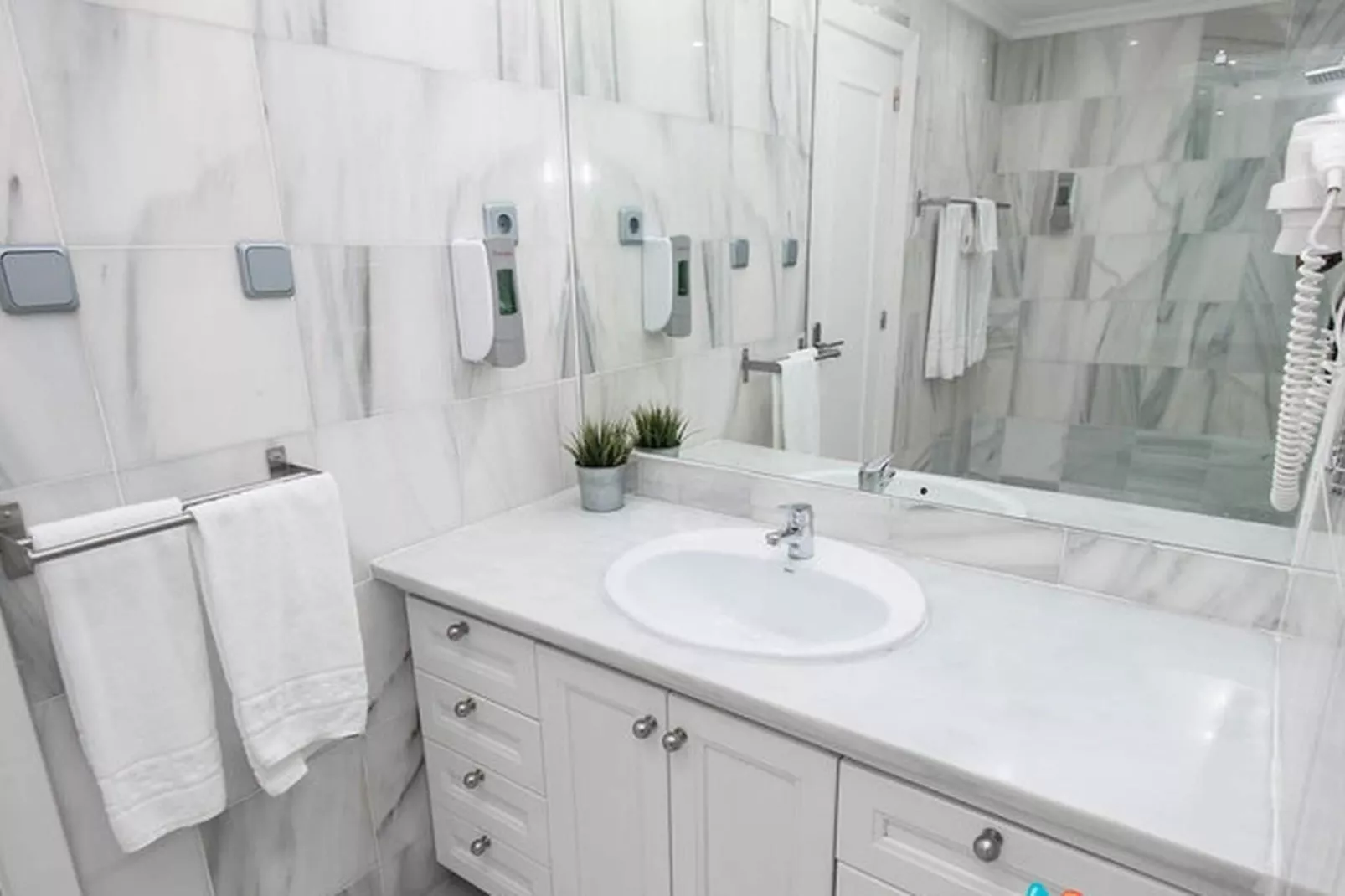 Apto 2dormitorios 6pax-Bathroom