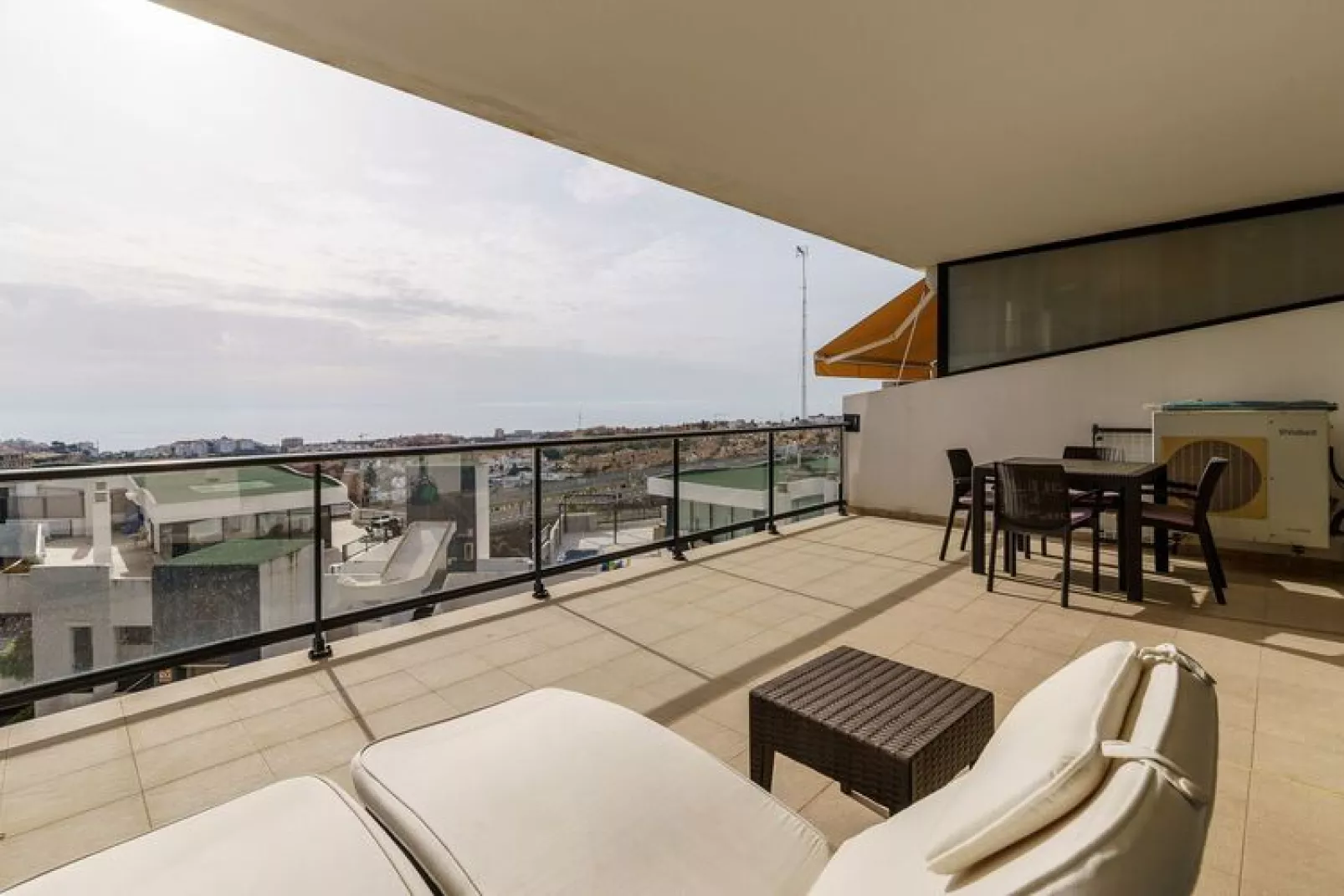 CT 167 - Hollywood Hills in Riviera del Sol-Terrace balcony