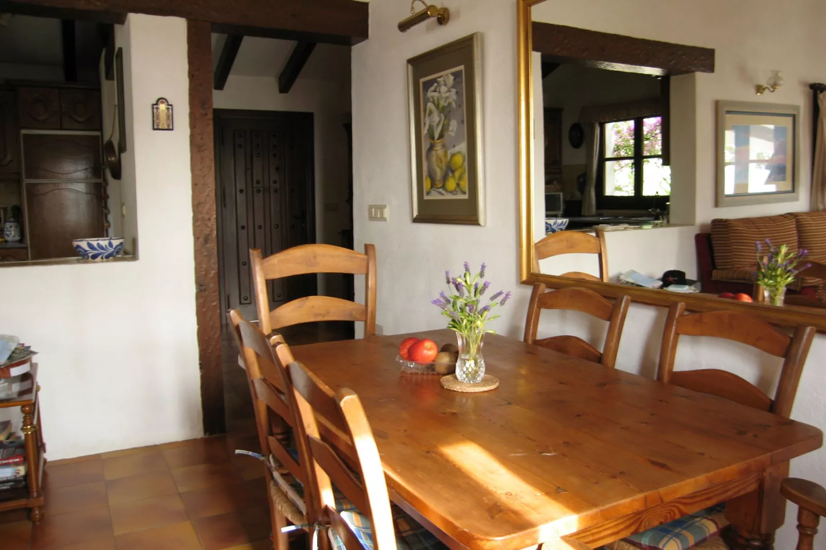 Las Cerezas-Dining room