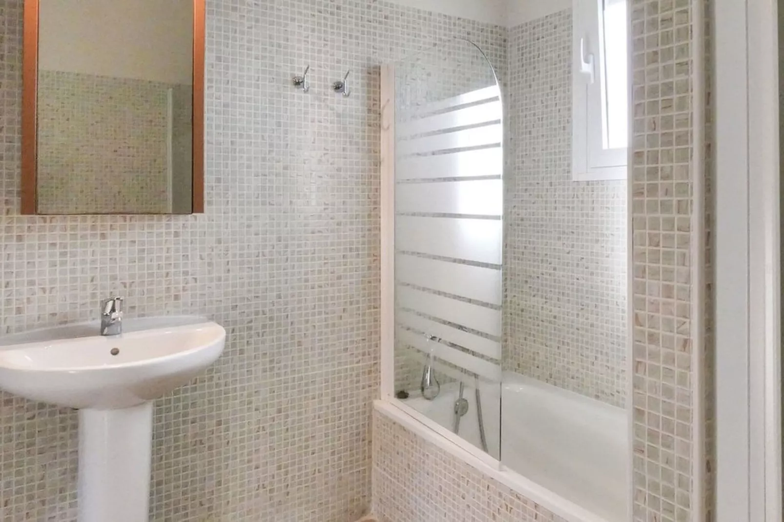 Villa Las Reinas-Bathroom