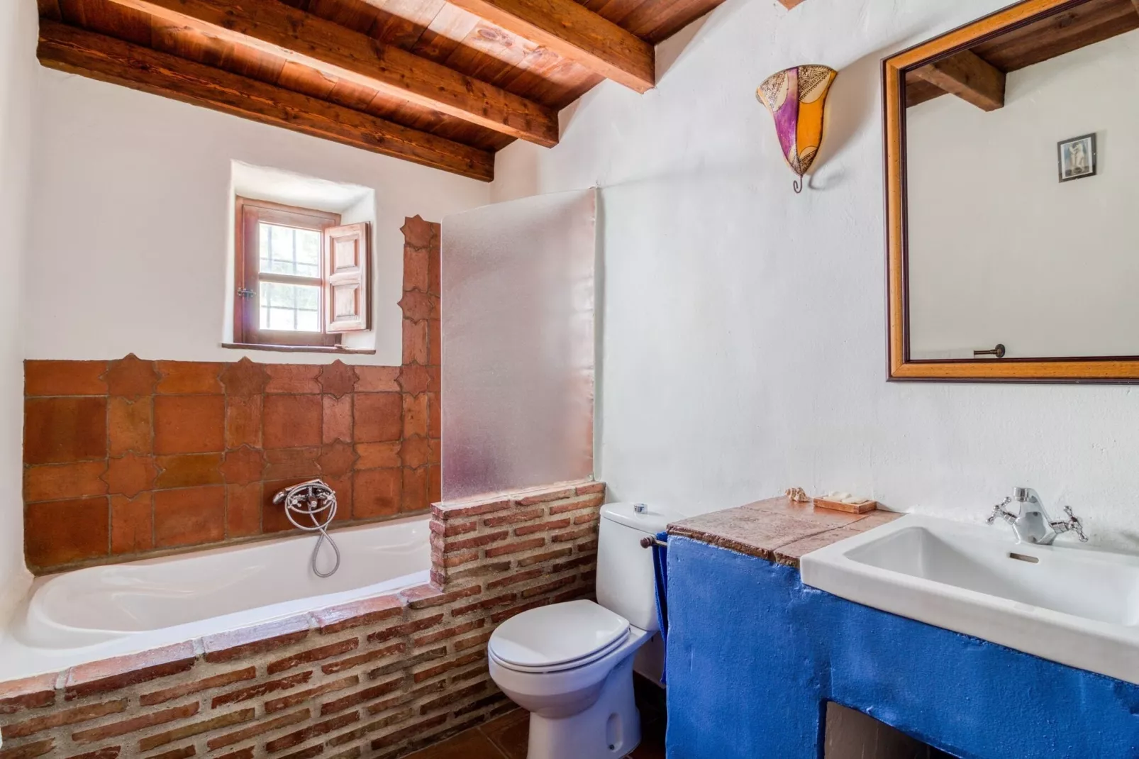 La Zamarra-Bathroom