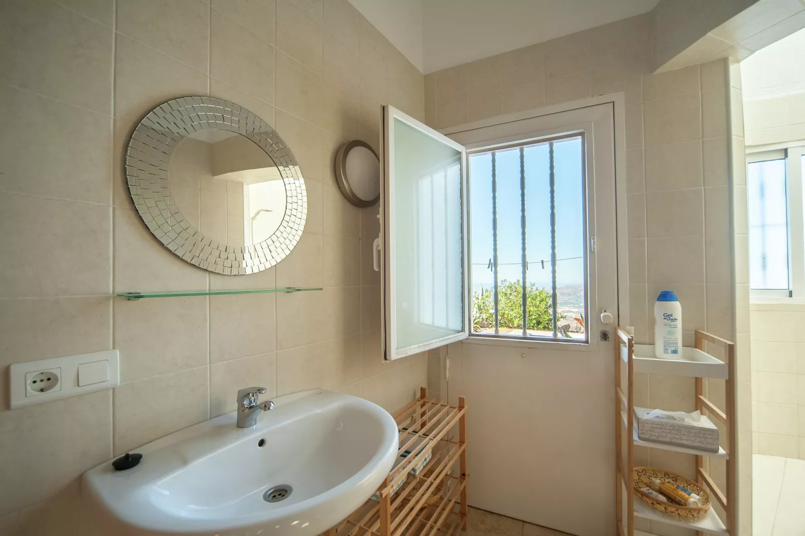 El Kedel-Bathroom