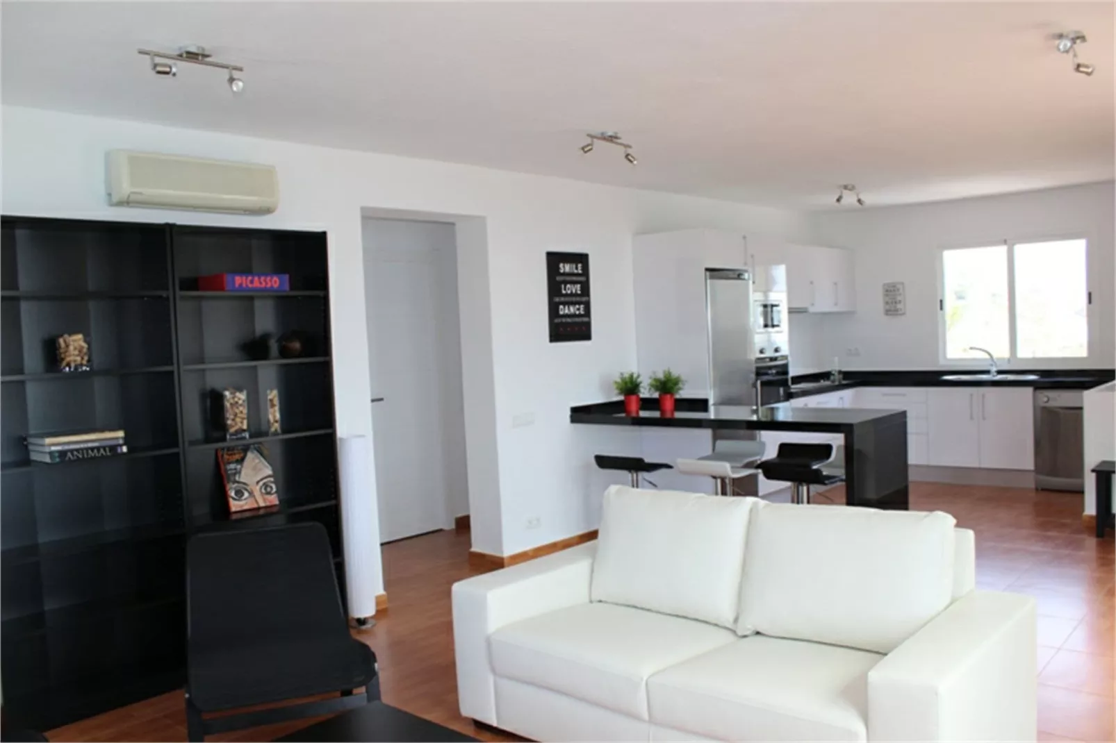 Villa Chascona-Living room