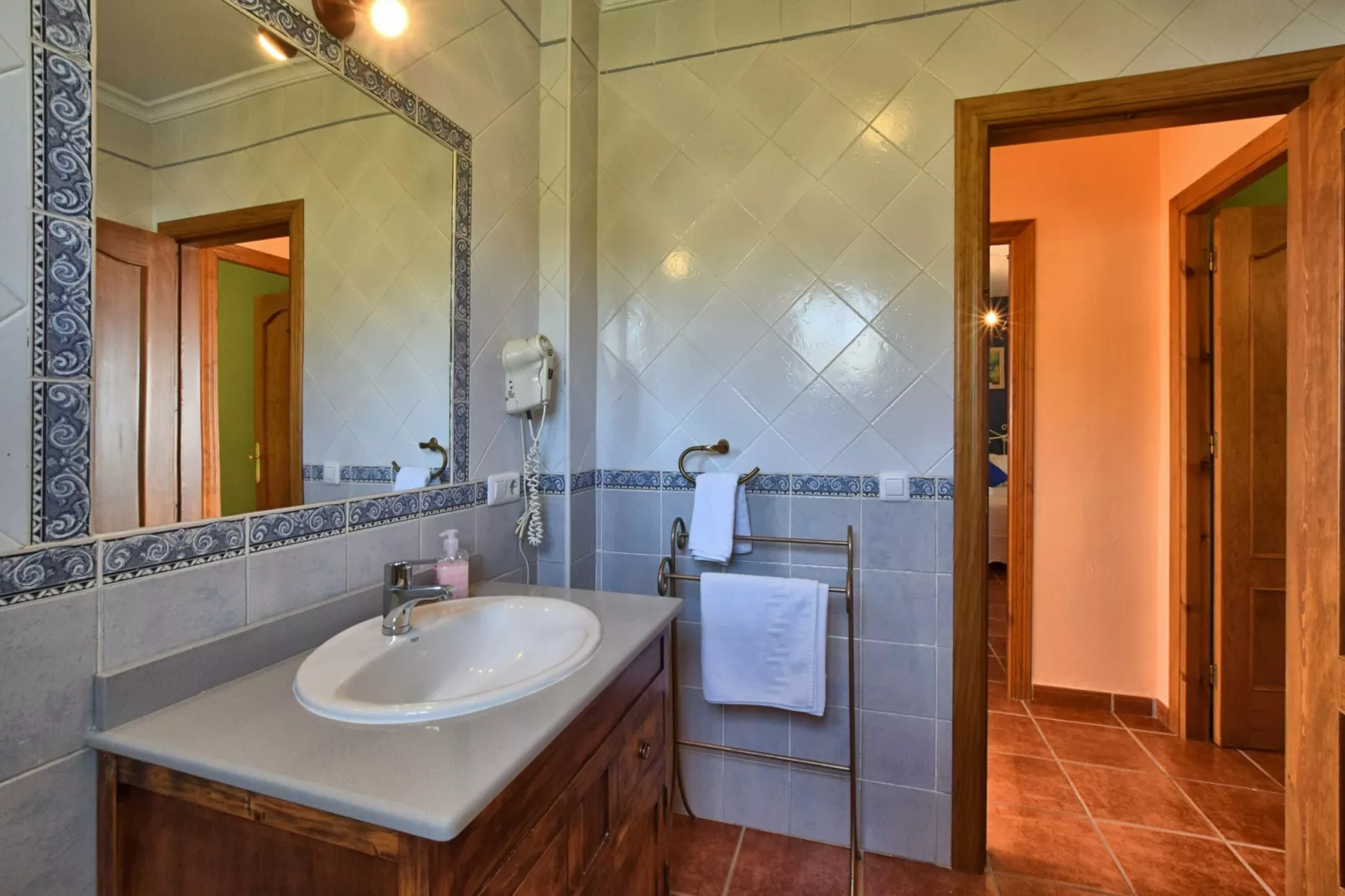 Cortijo Albaricoque-Bathroom