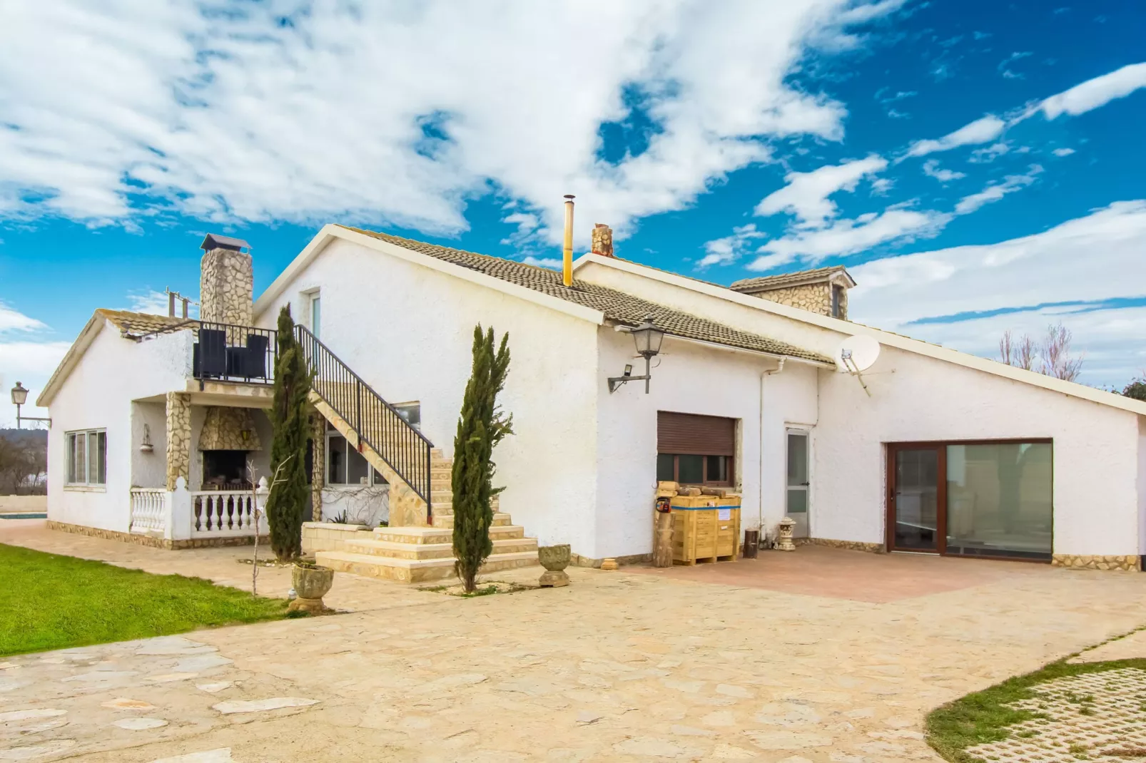 La Casa de Valen-Exterior summer