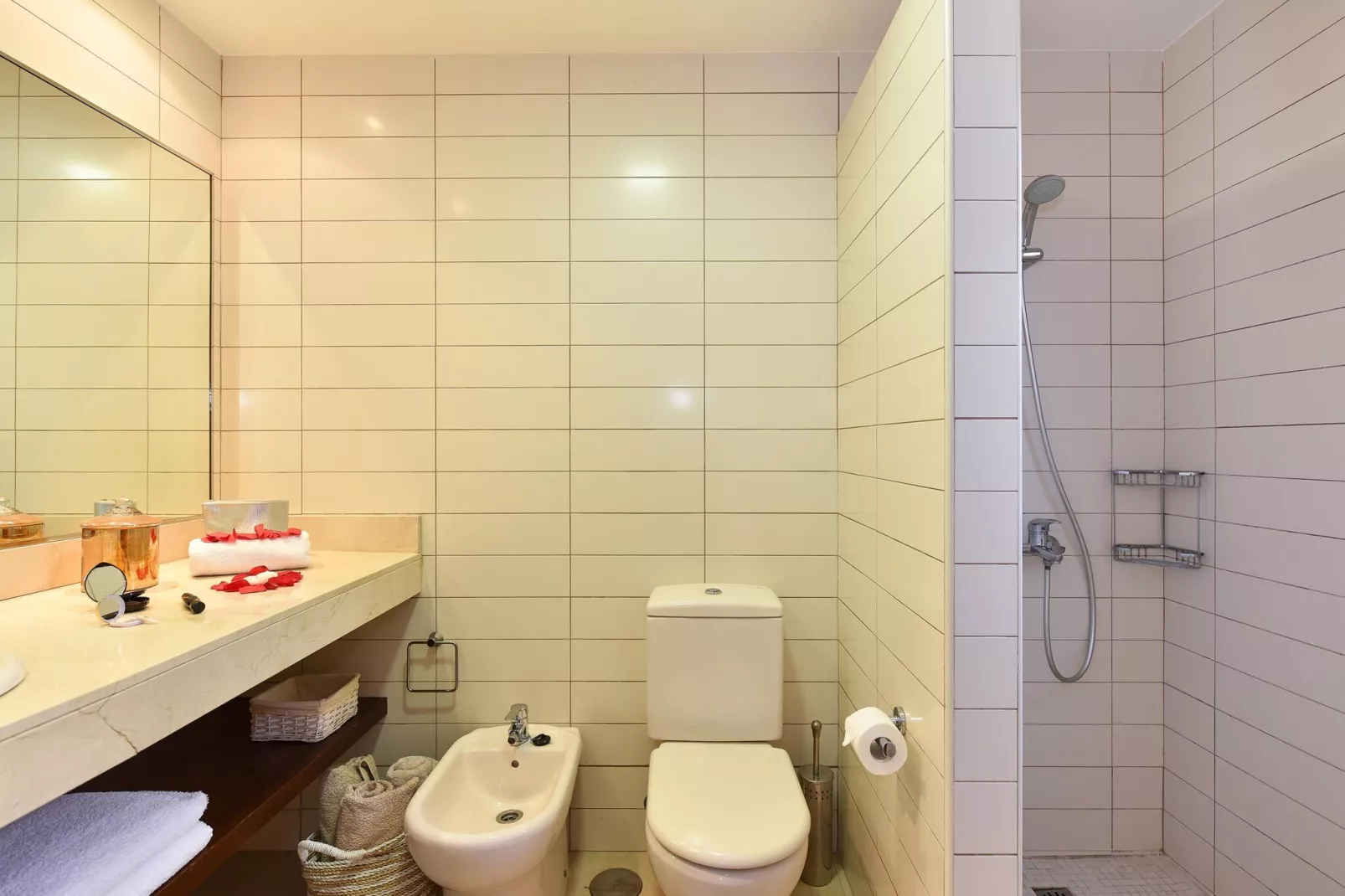 Par 4 Villa 10-Bathroom