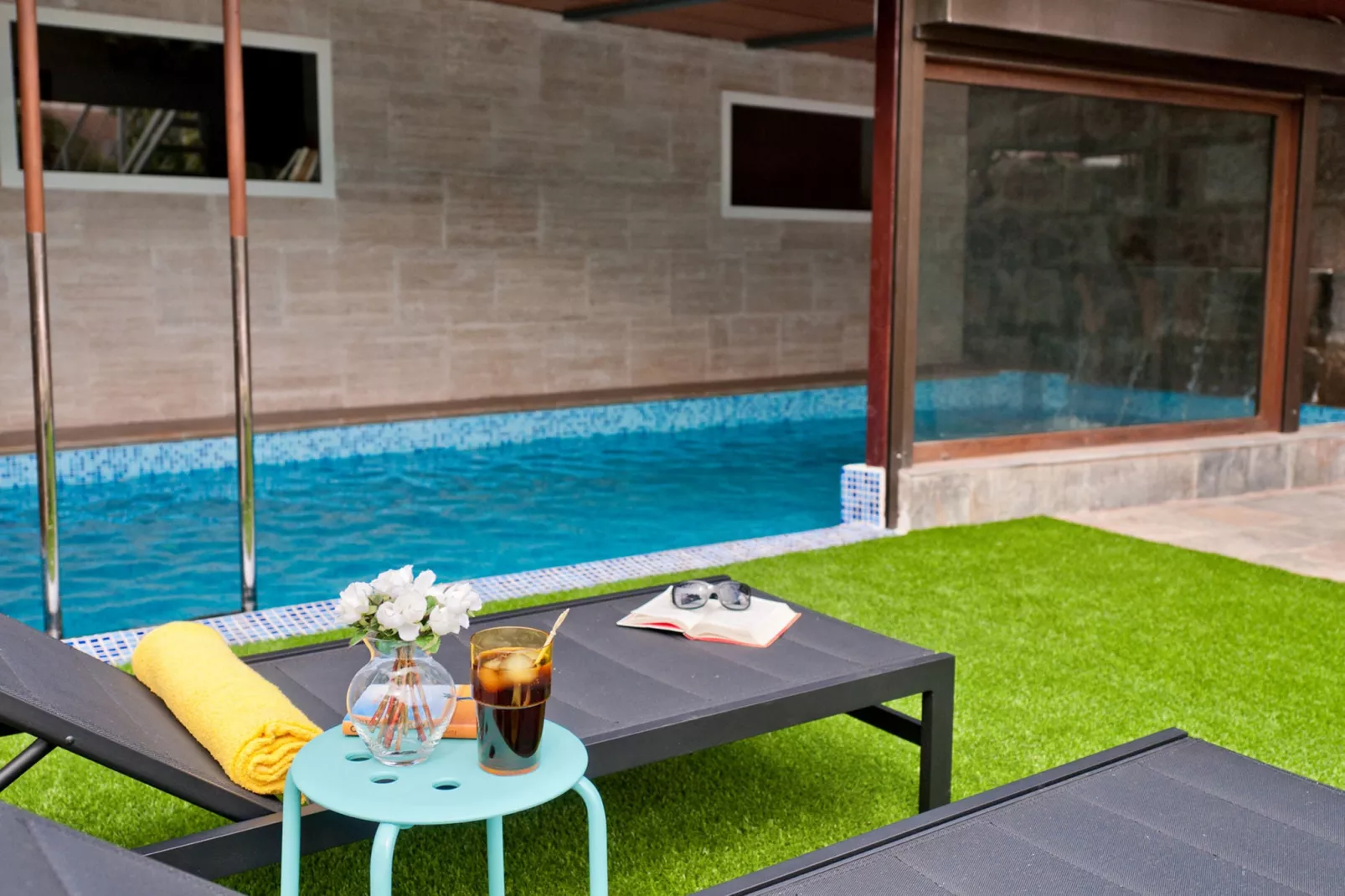 Parralito Ingenio 12 pax-Pool