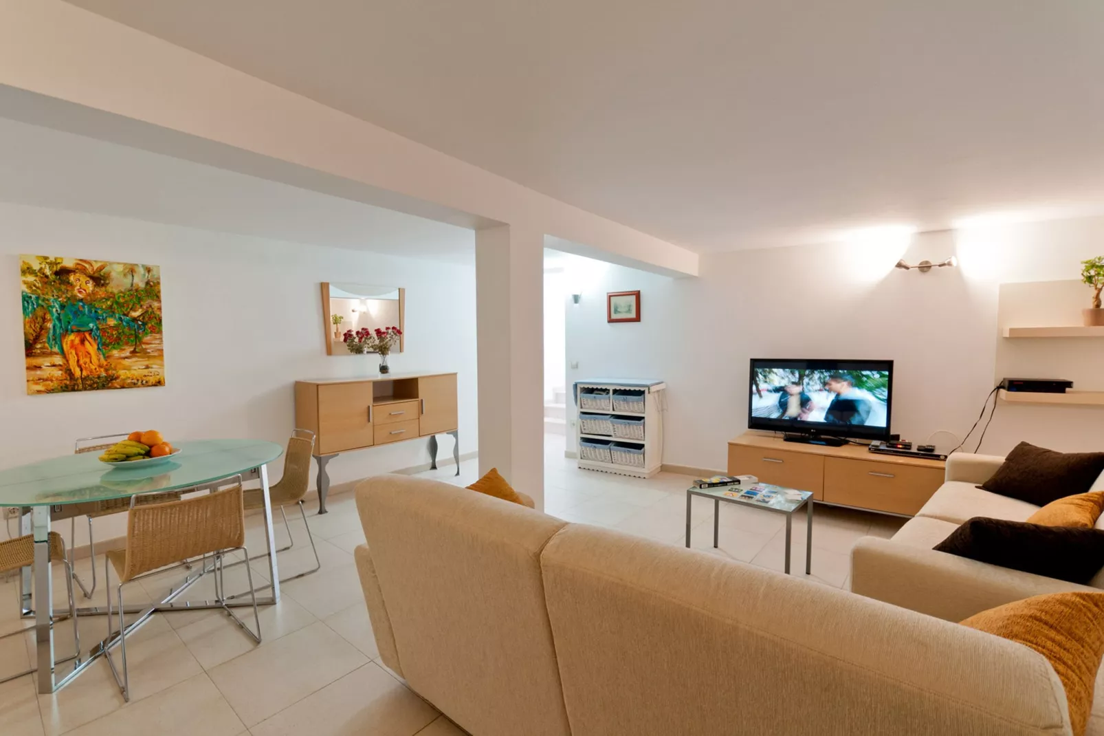 Parralito Ingenio 12 pax-Living room