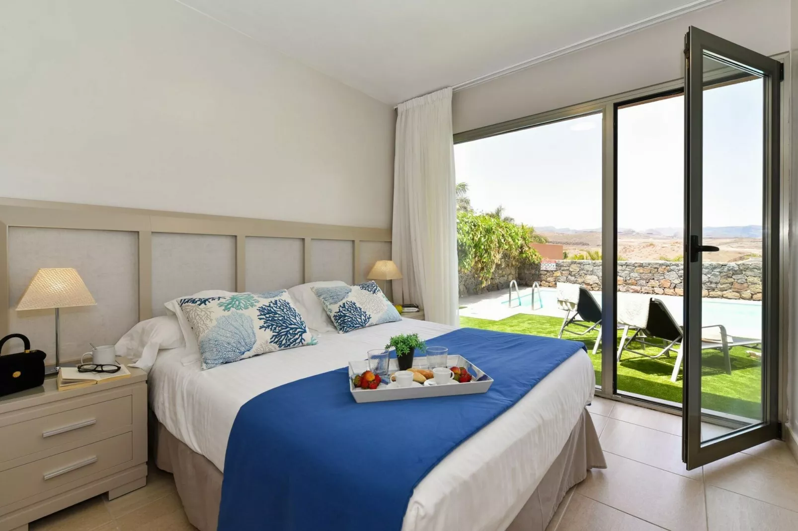 Villa Par 4-8-Bedroom