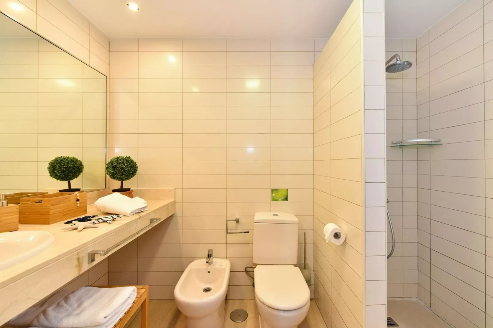 Villa Par 4-8-Bathroom