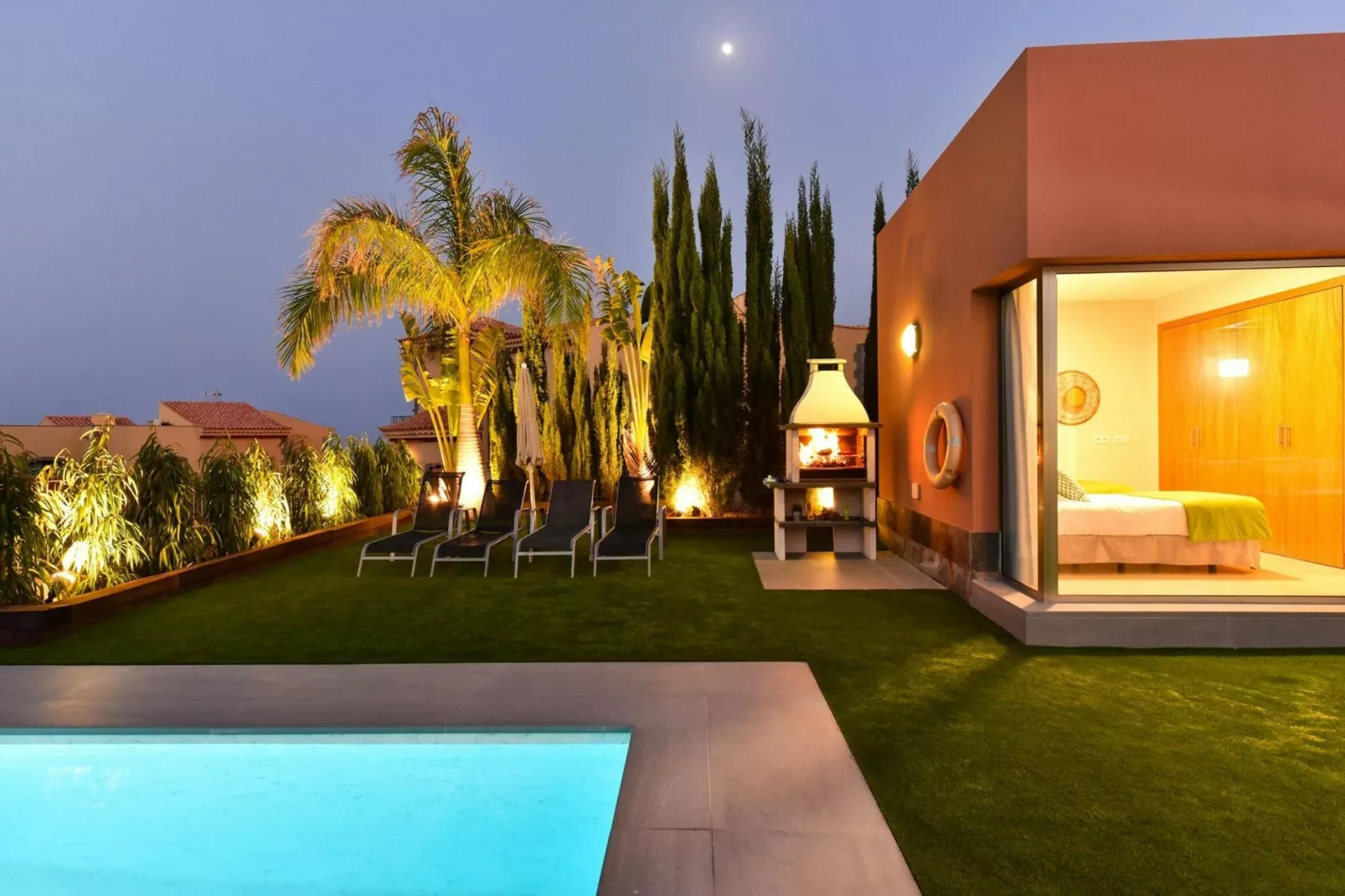 Villa Par 4-8-Atmosphere