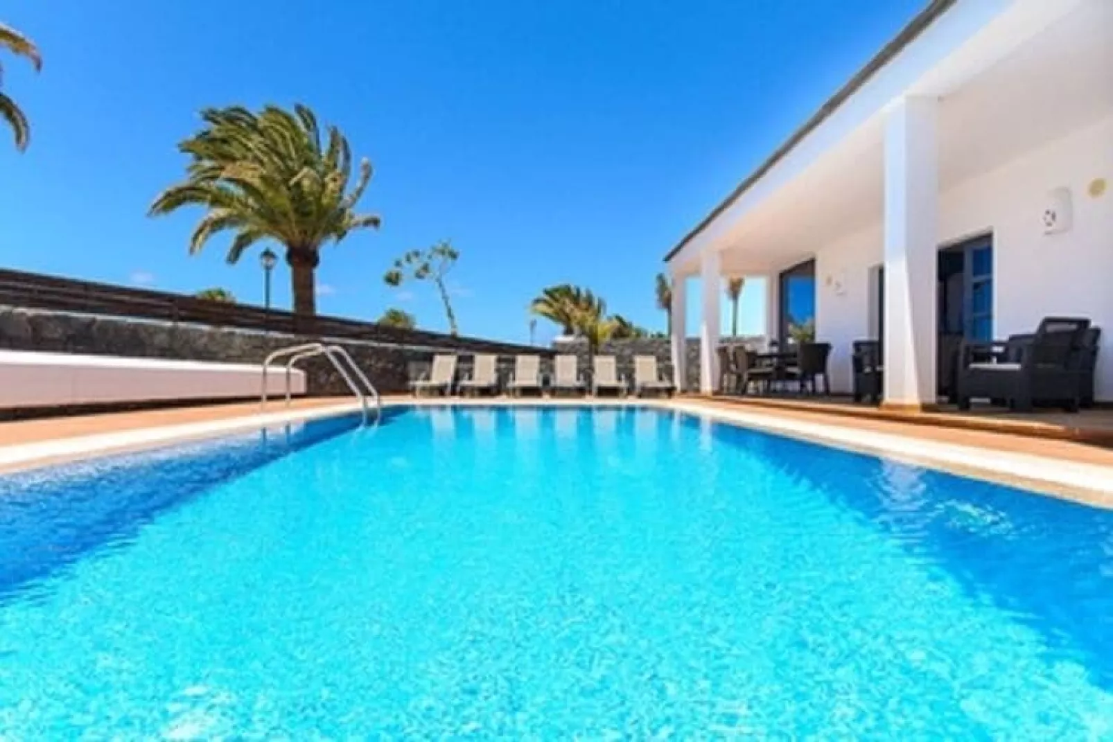 Villa A-Atmosphere