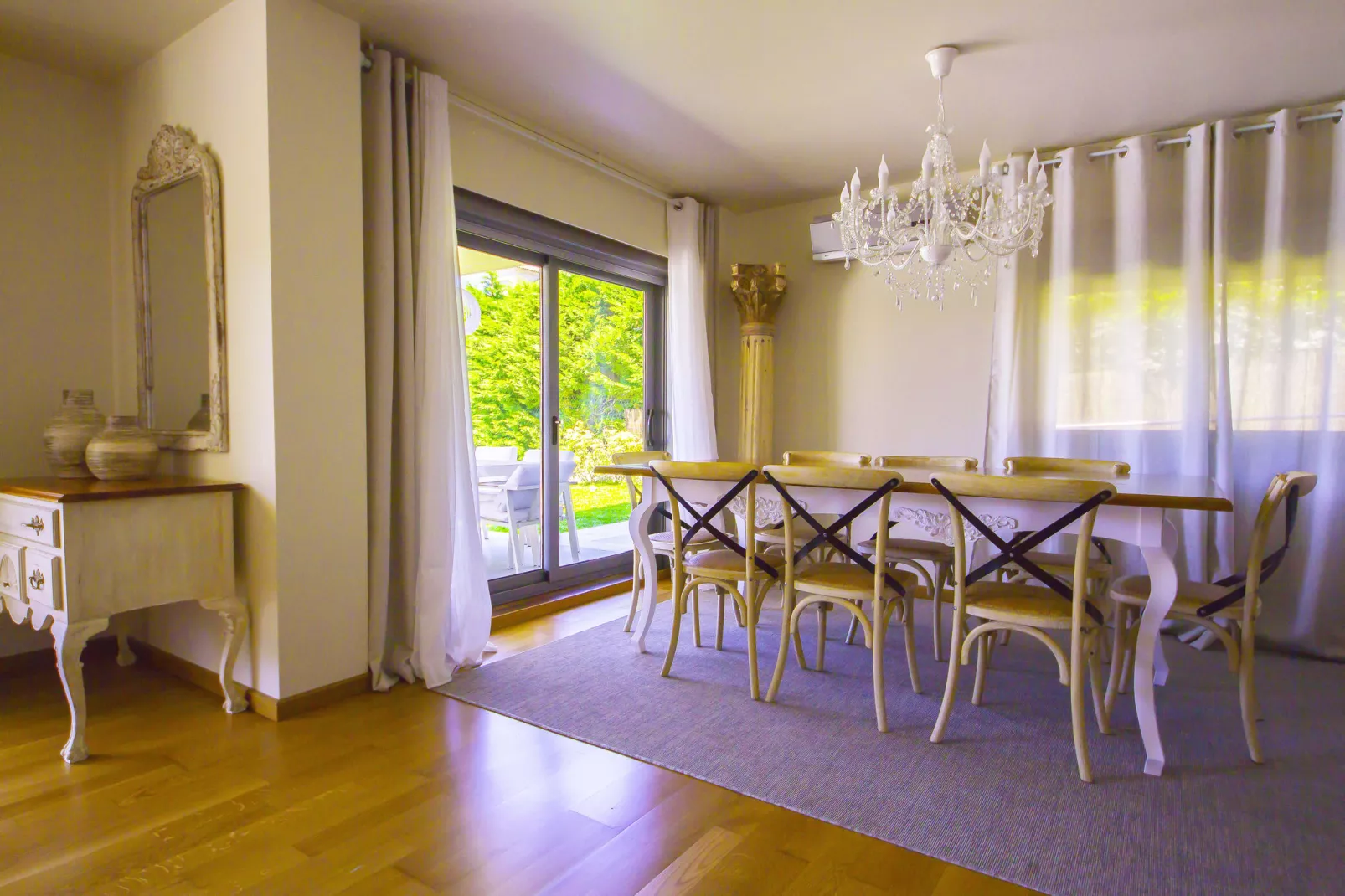 Villa Montalvo-Dining room