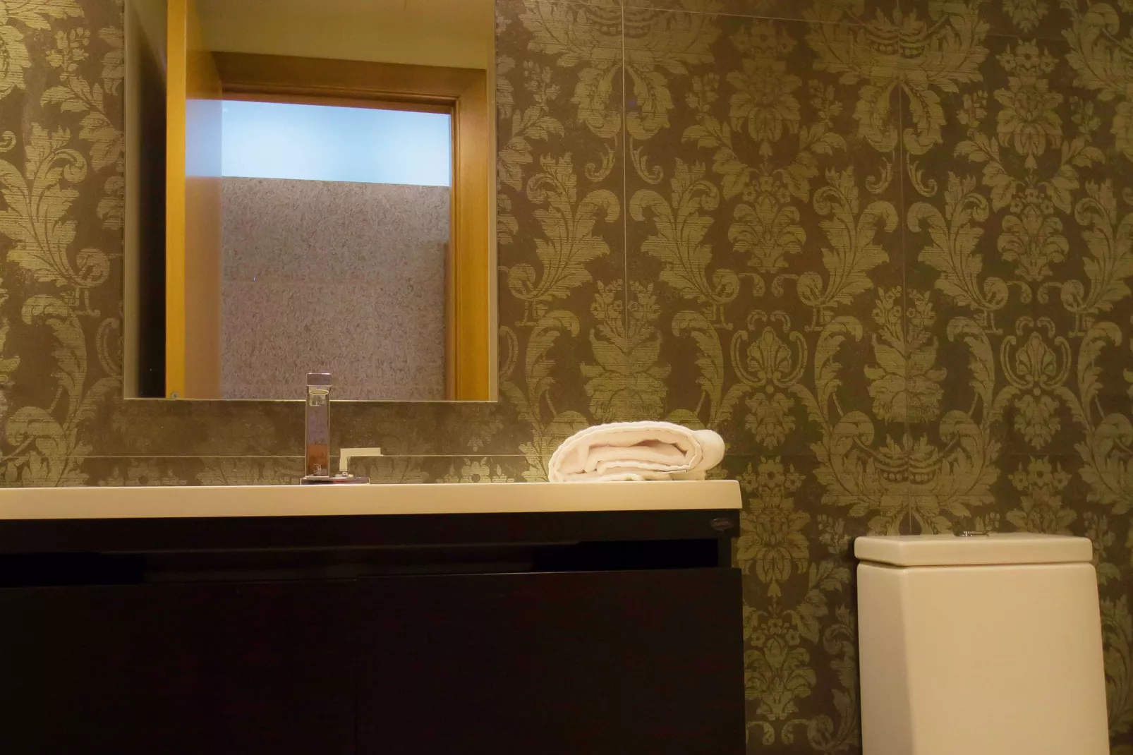 Villa Montalvo-Bathroom