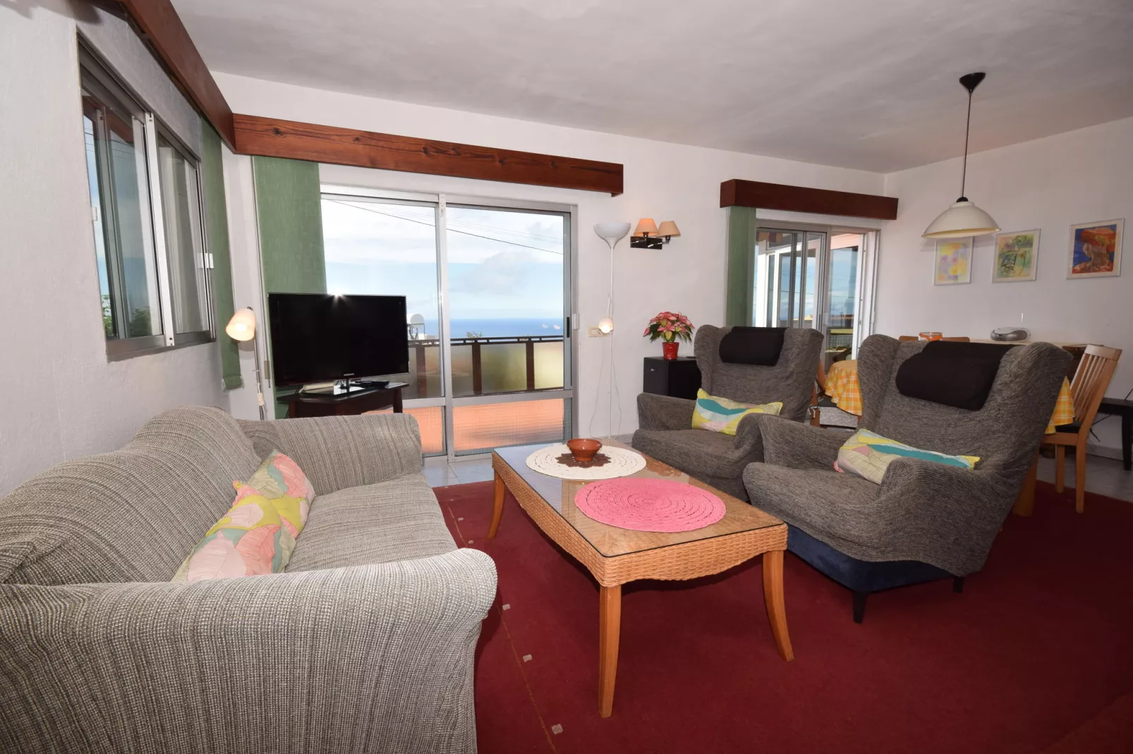 Mesa del Mar-Living room